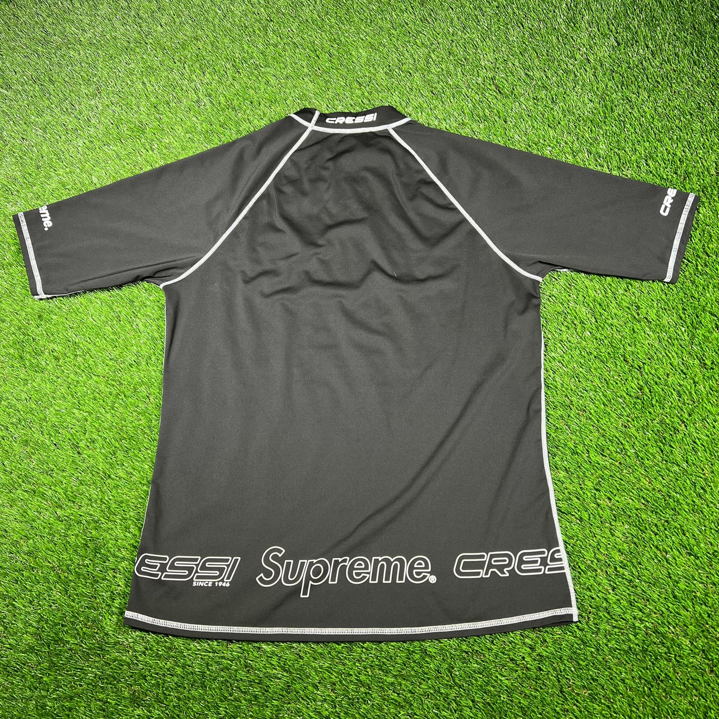 Supreme x Cessi Rash Guard Black Size Large USED x14834