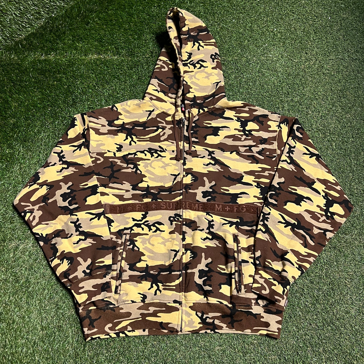 Supreme Marithe Francois Girbaud Zip Camo Hoodie Size XL NEW x14216