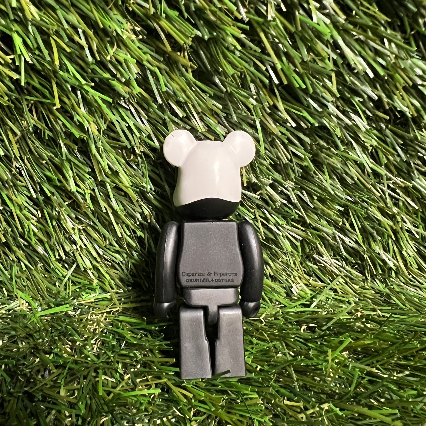 Bearbrick Medicom Basic Black/White NEW x13892