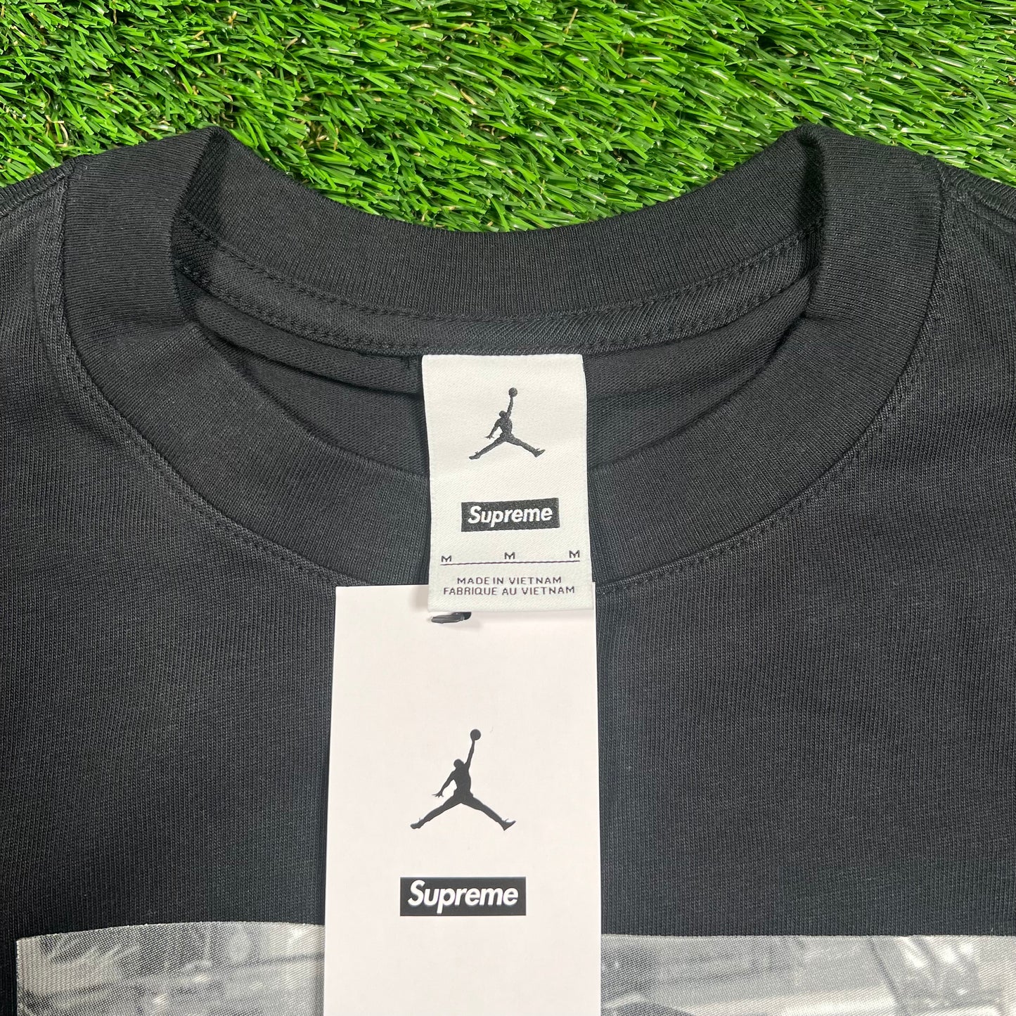 Supreme Jordan Biggie Black Tee (2024) Size Medium NEW x16396