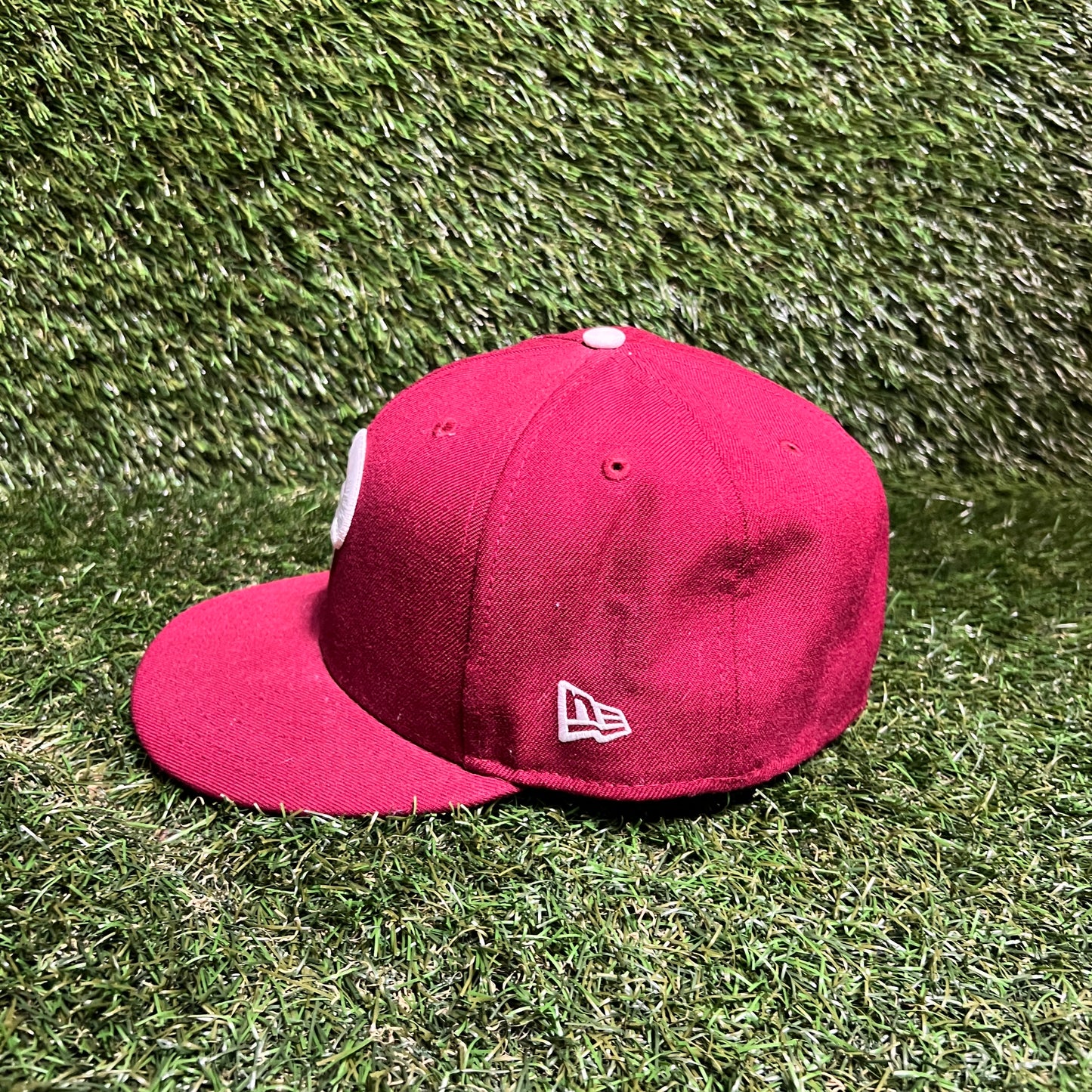 New Era Philadelphia Phillies Fitted Size 7 3/4 USED v16226