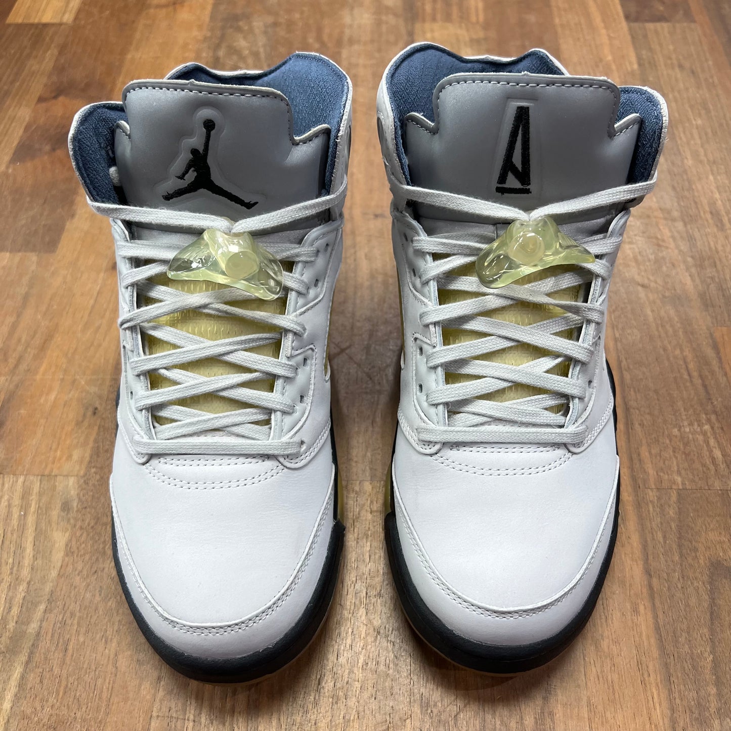 Jordan 5 A Ma Maniere Dawn Size 8.5 USED S17124