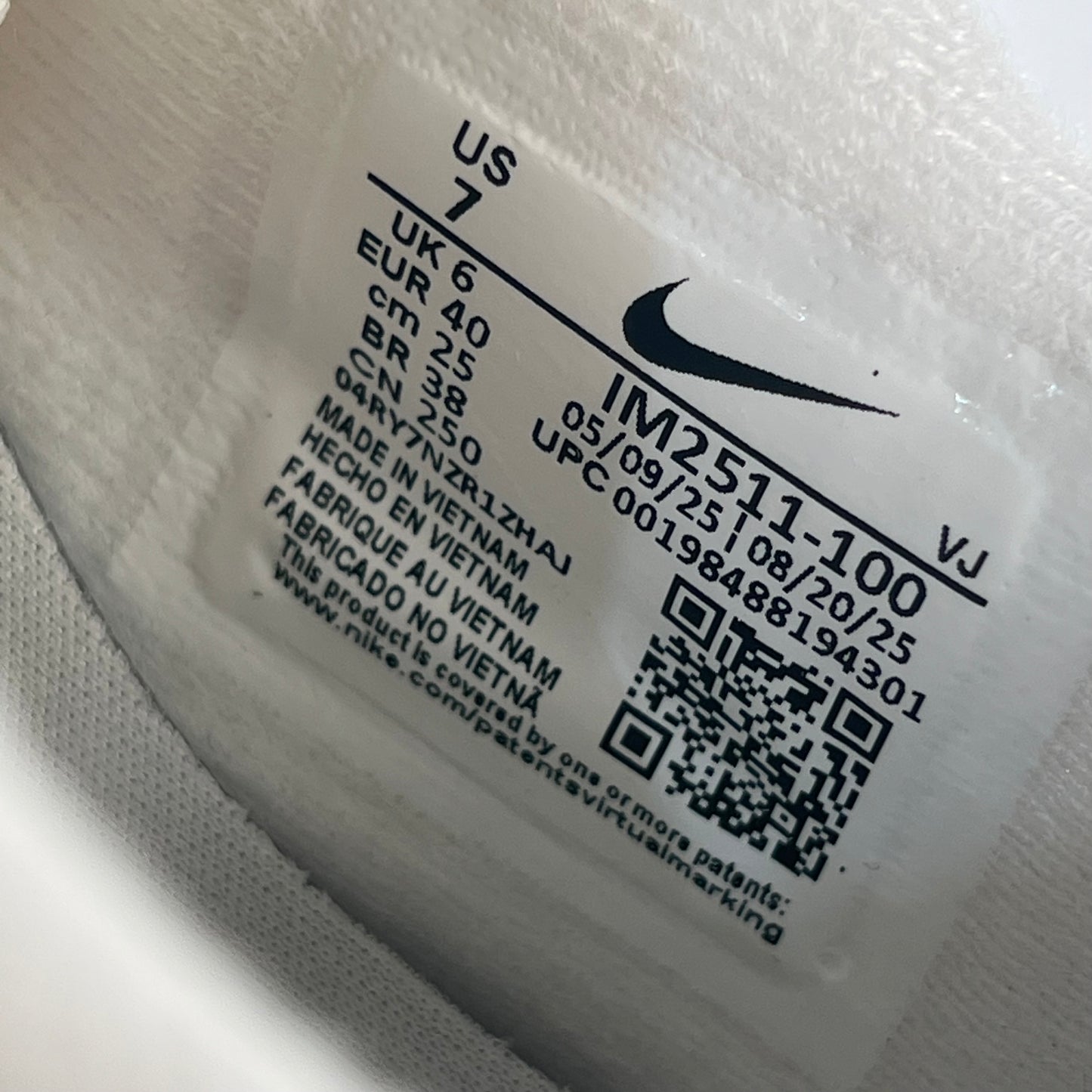 Nike Air Max Grateful Dead University of Oregon Grateful Ducks (2025) Size 7 NEW s19081