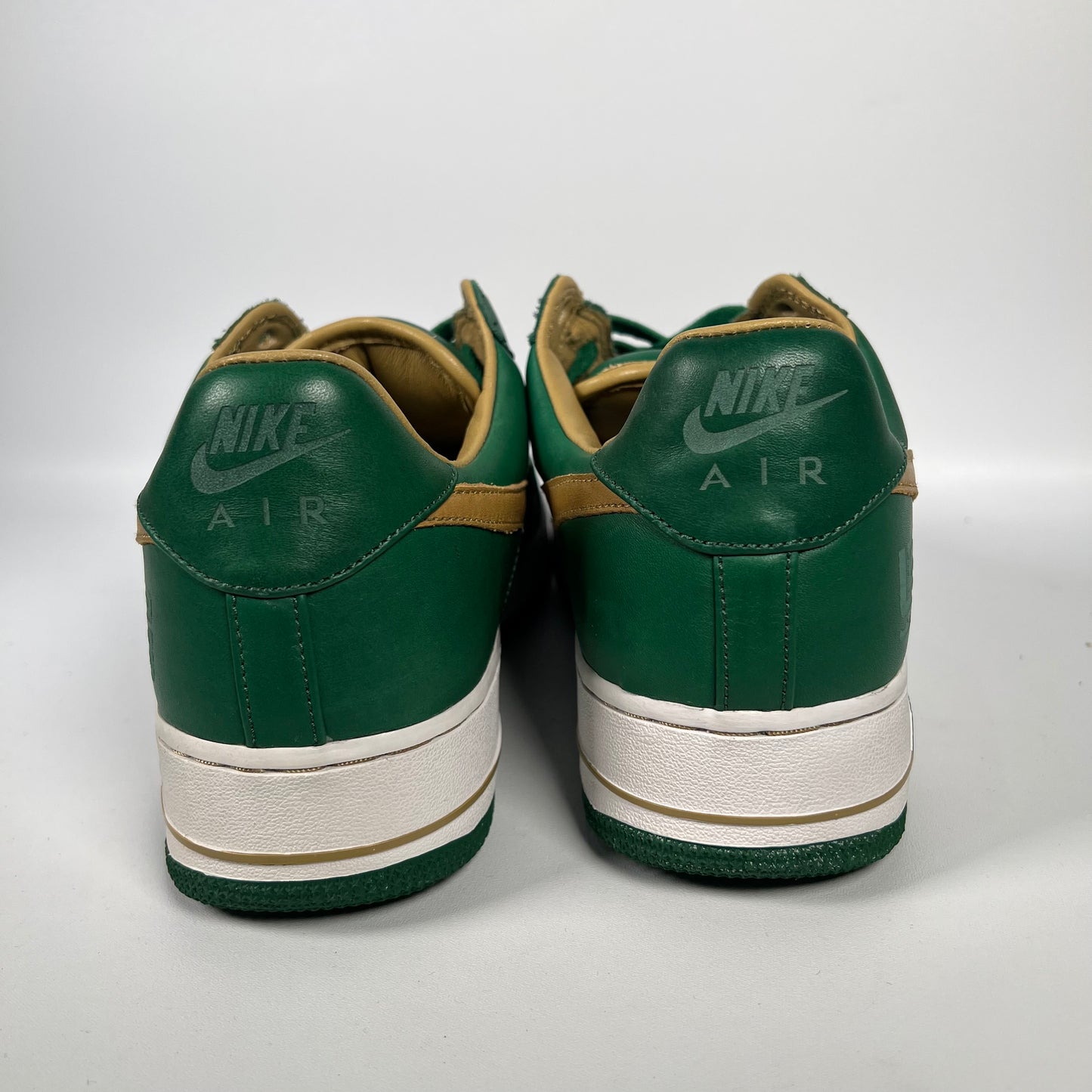 Nike Air Force One Lebron SVSM 2004 Size 11 USED s1494