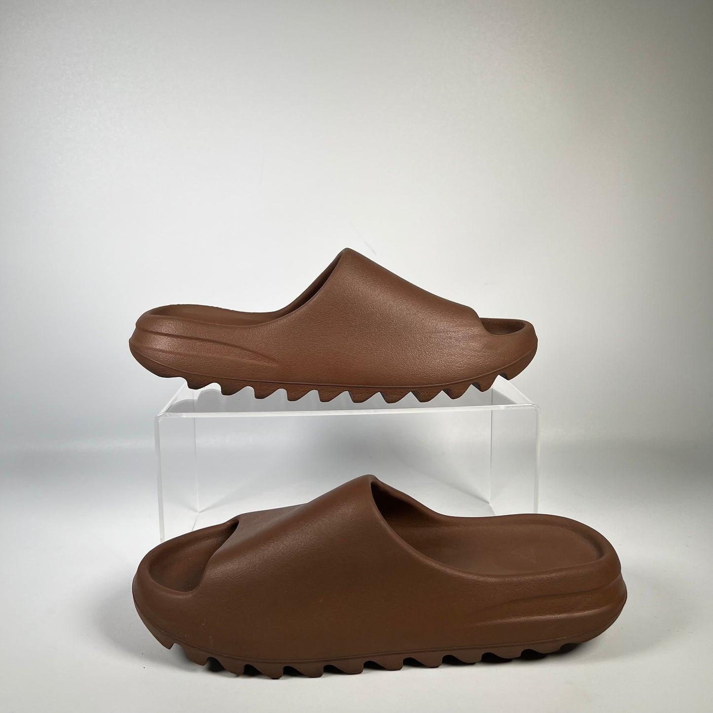 Yeezy Slide Flax (2022) Size 11 USED s17831