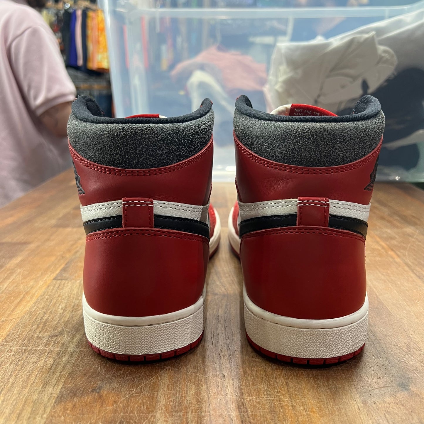 Jordan 1 Lost and Found Size 9.5 USED s16620
