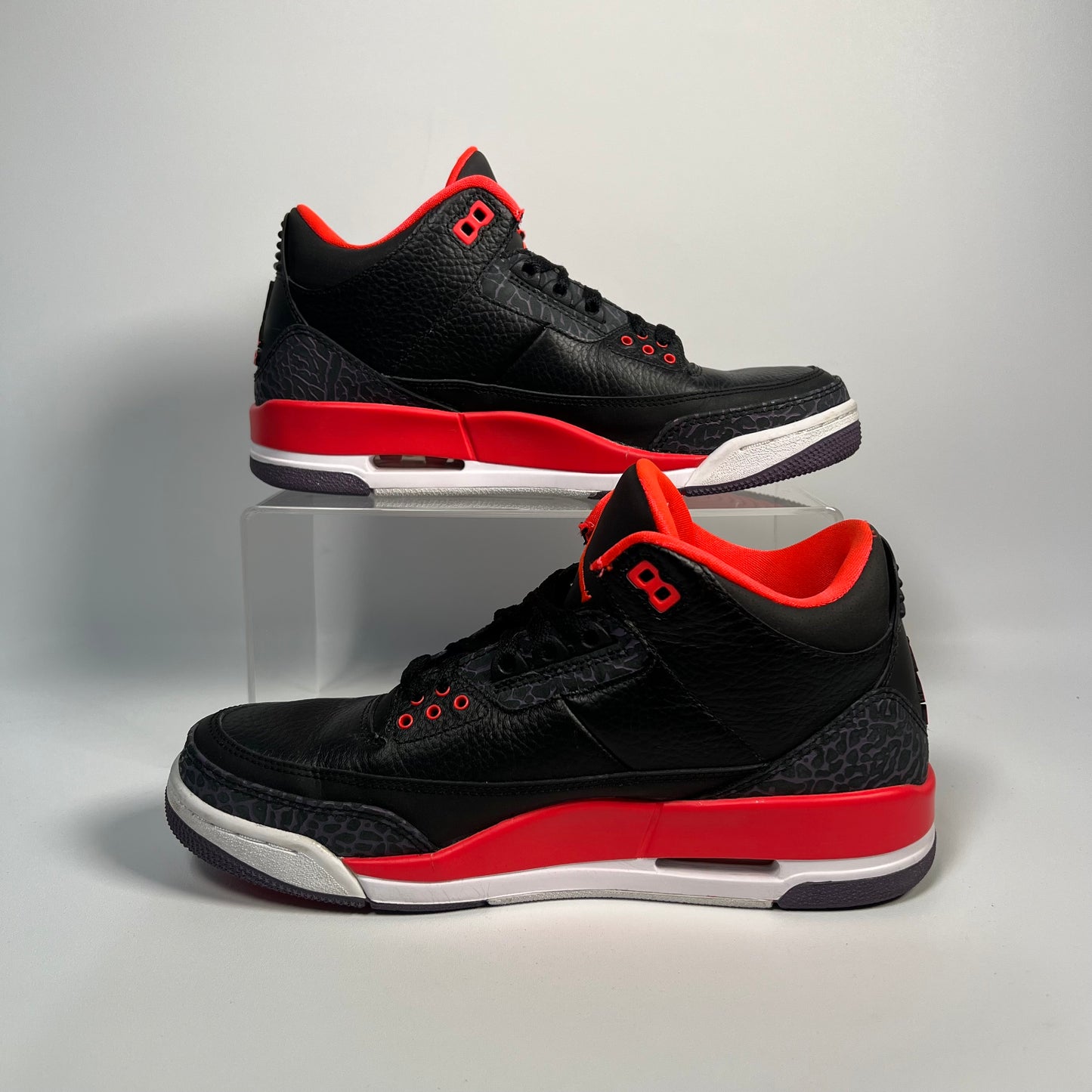Jordan 3 Crimson (2012) Size 8.5 USED s17608