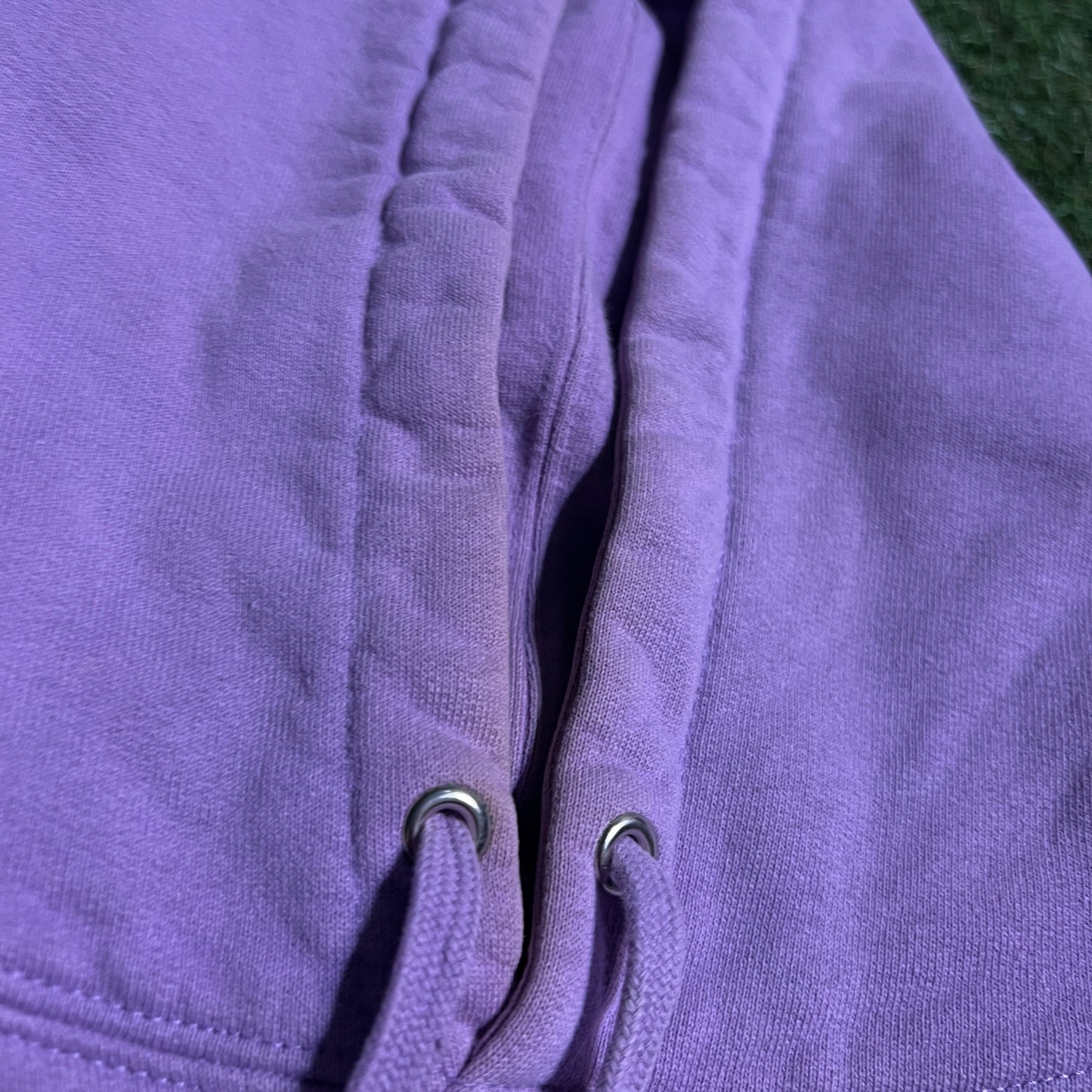 Supreme 2017 Vampirella Purple Hoodie Size Medium USED x13888