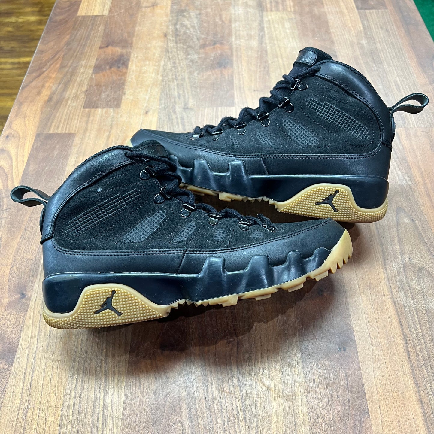 Jordan 9 Boot NRG Black Light Gum Size 9 USED s16968
