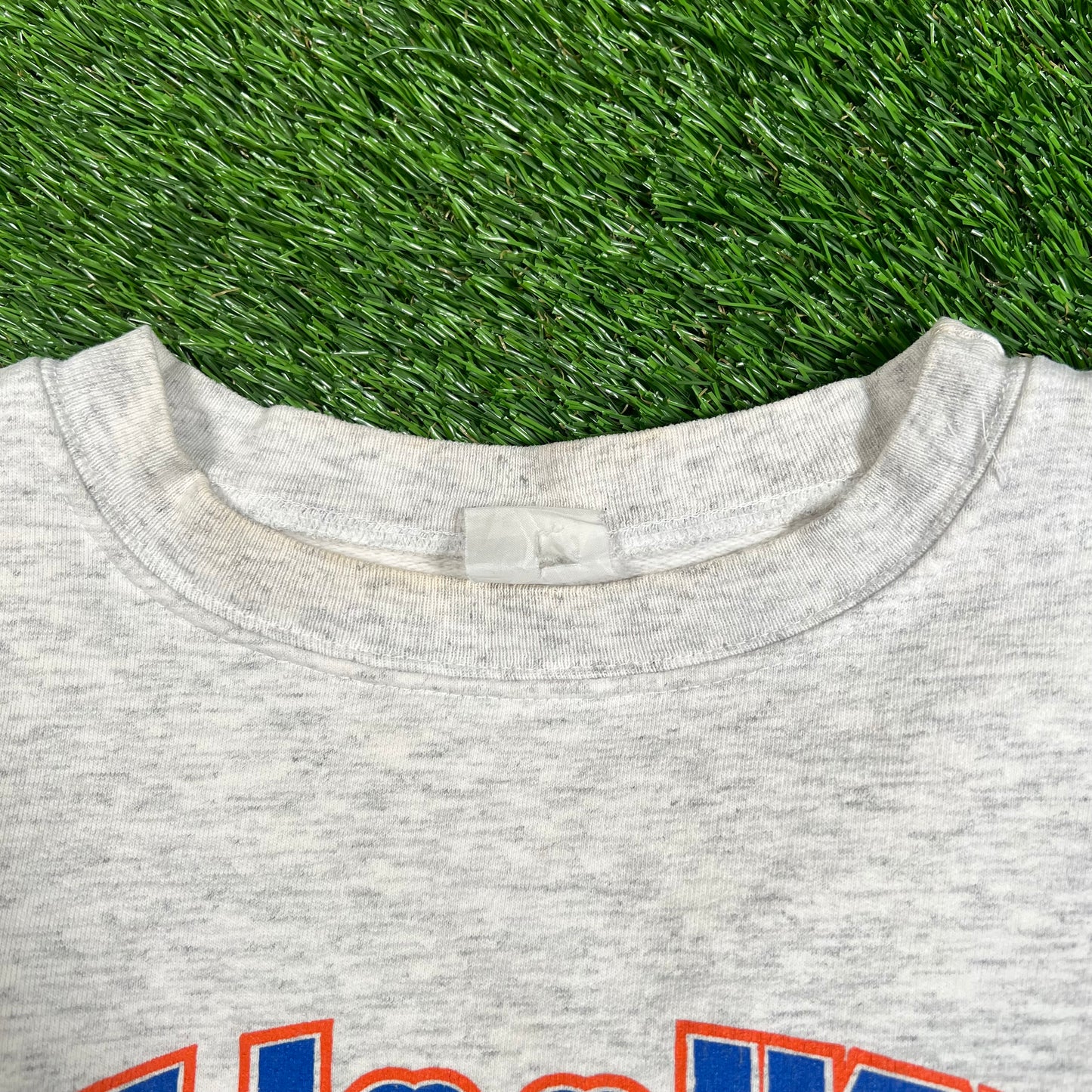 1998 New York Mets Grey Crewneck Size Medium USED v17576