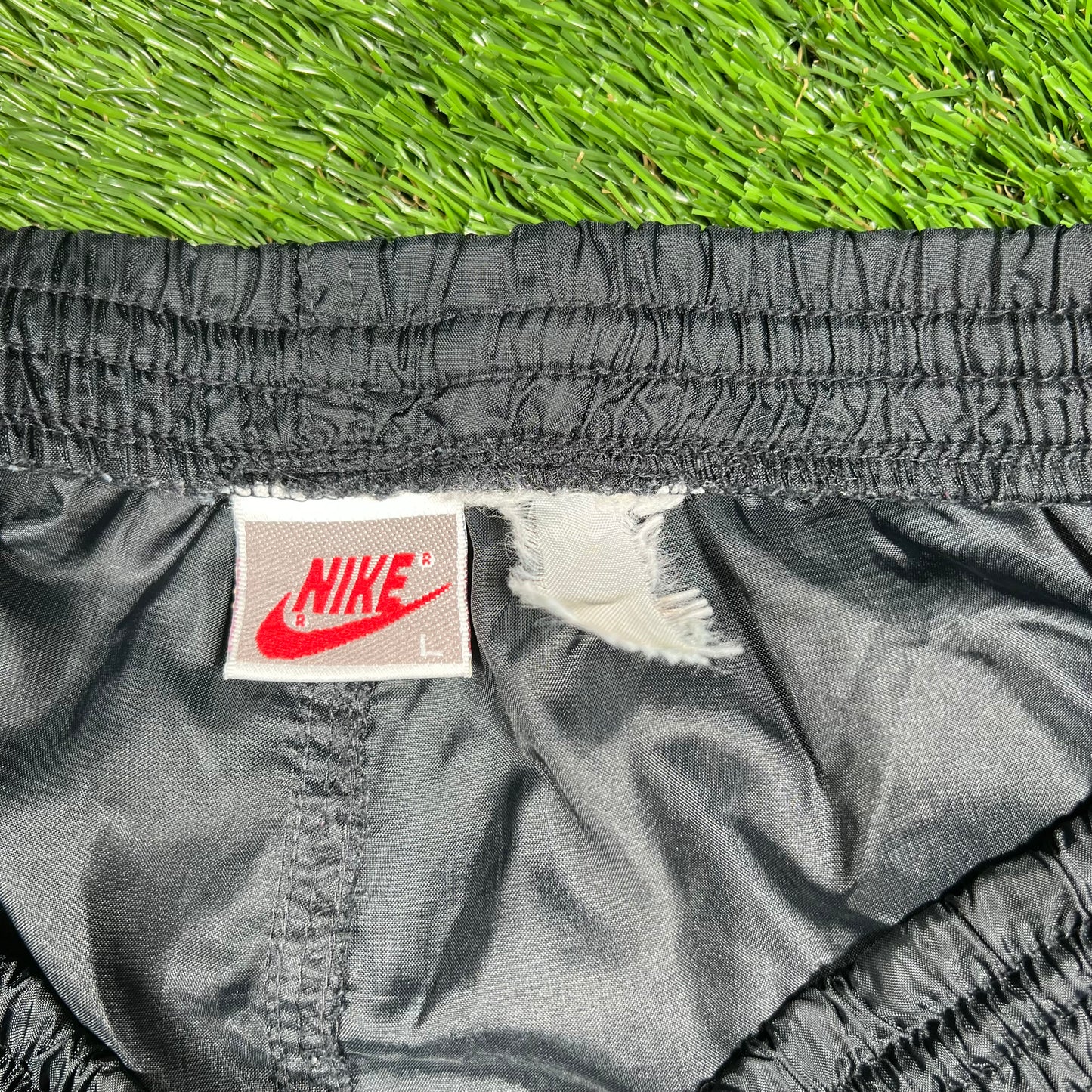 1990s Nike Plain Black Track Pants Size Large USED v16809