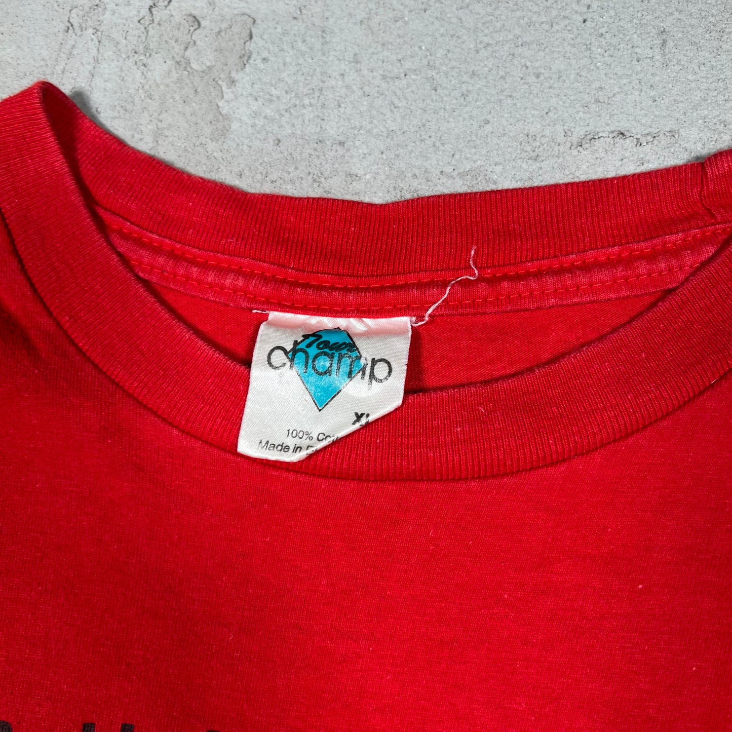 1997 Chicago Bulls NBA Finals Back to Back Champ Tag Red Tee Size XL USED v16728