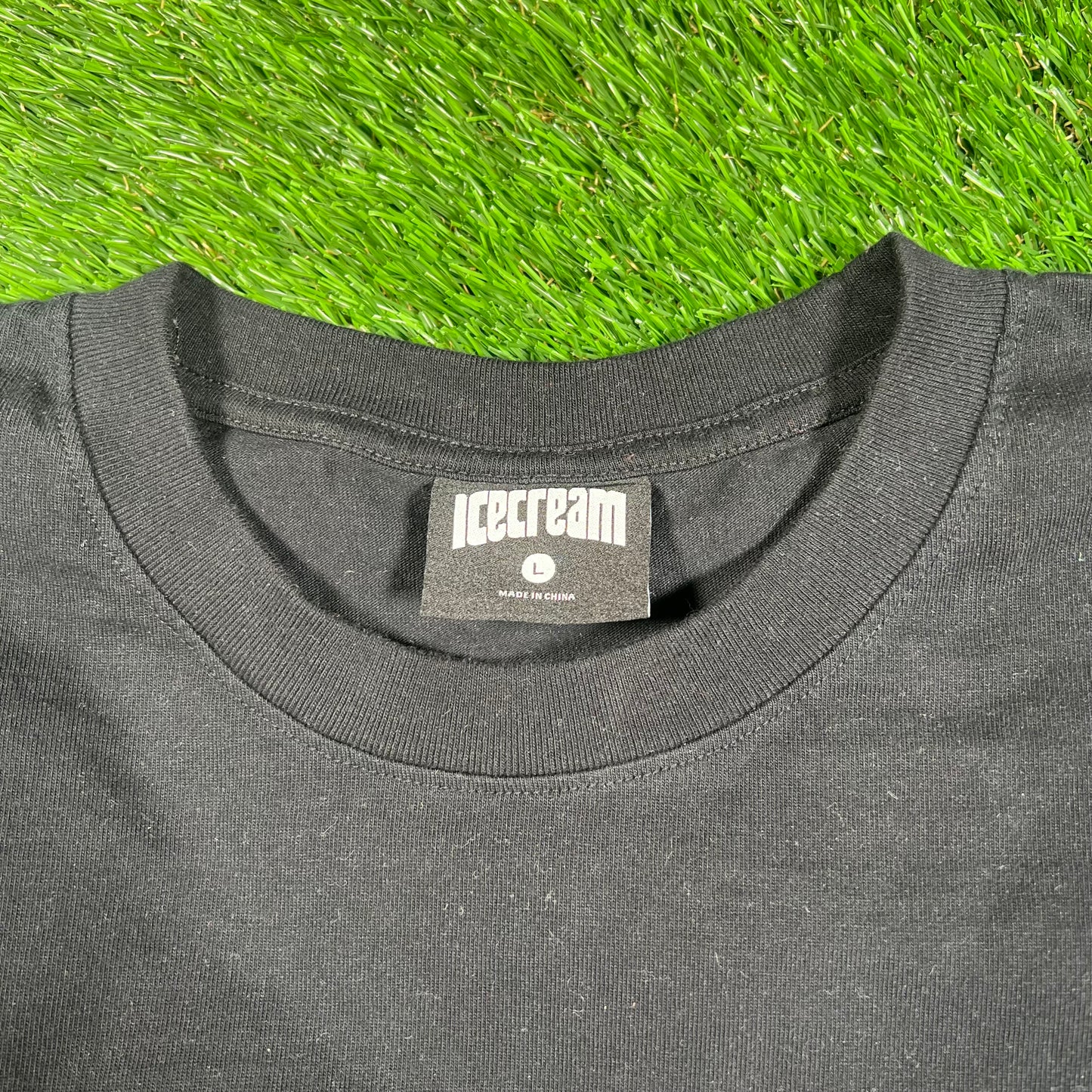 IceCream Black "icecream O'Clock" Tee Size Large USED x16110
