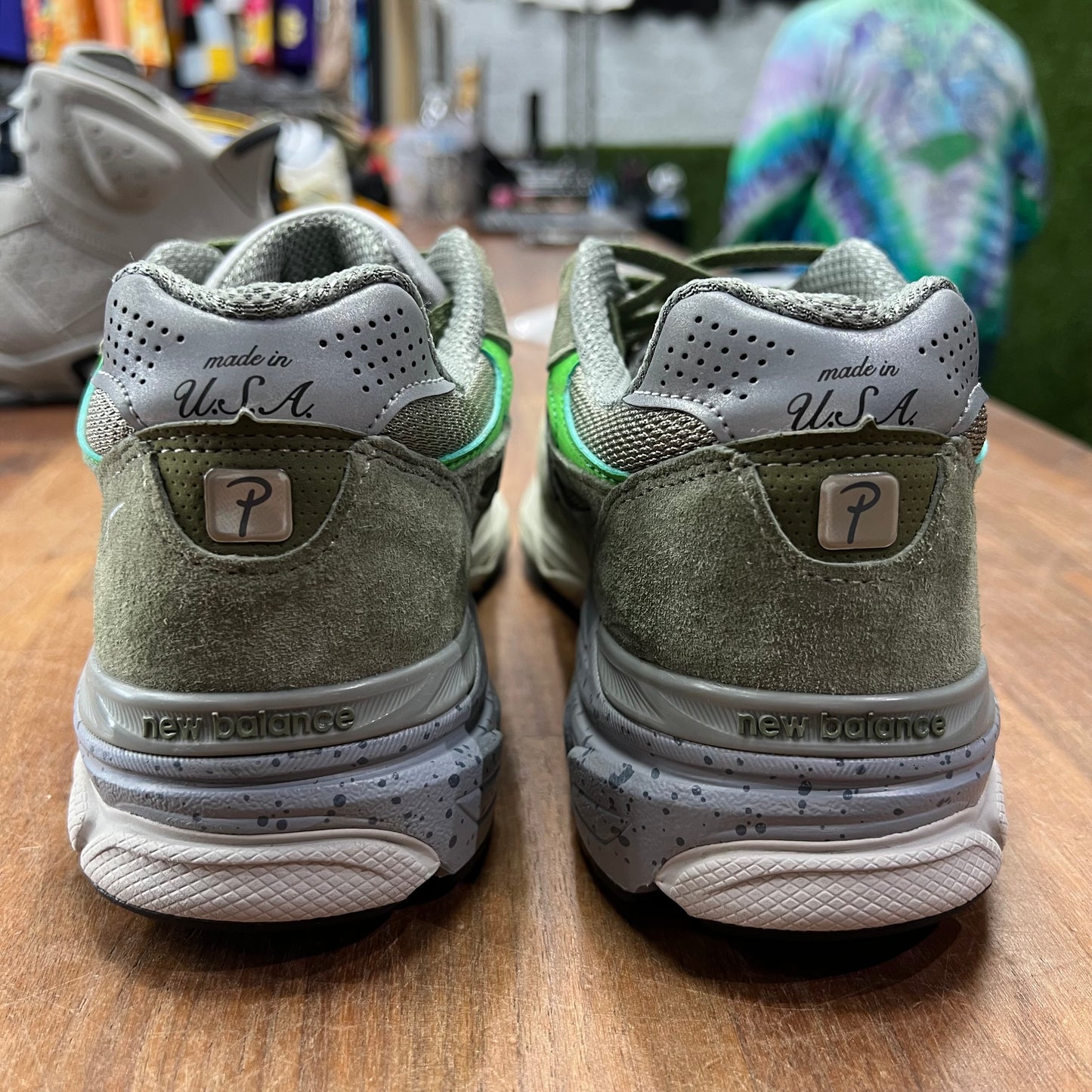 New Balance 990v3 MiUSA Patta Keep Your Family Close Size 8 USED s16953