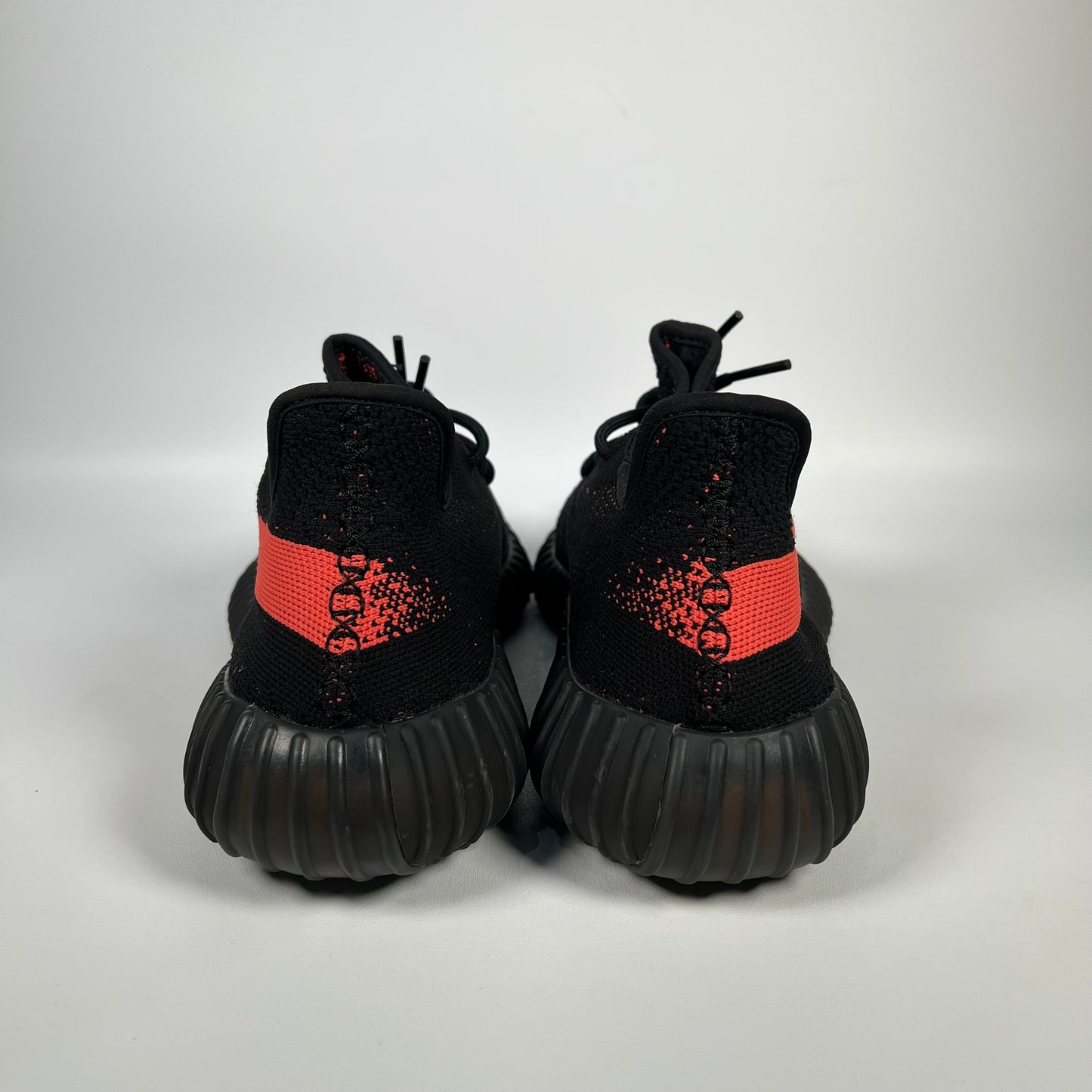 Yeezy 350 Core Black Red (2016) Size 11 USED s18037