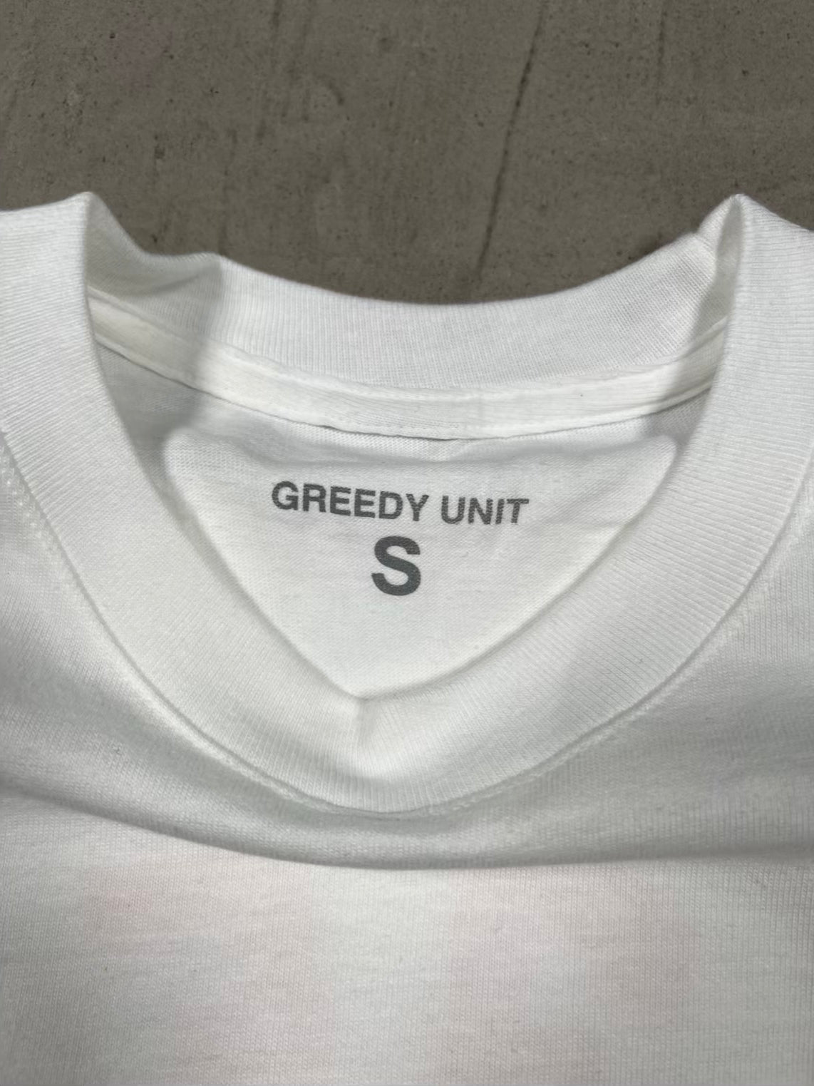 Greedy Unit White Knicks Tee Size Small USED x18464