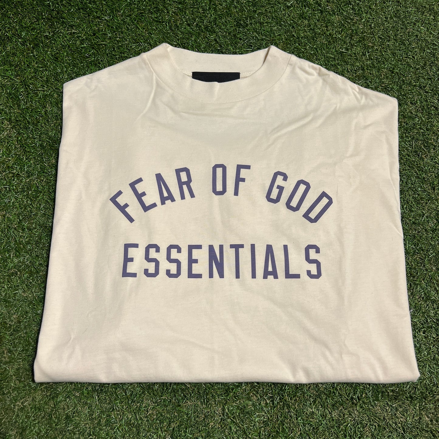 Fear of God FOG Essentials Cream Center Logo Tee Size Medium USED x14119