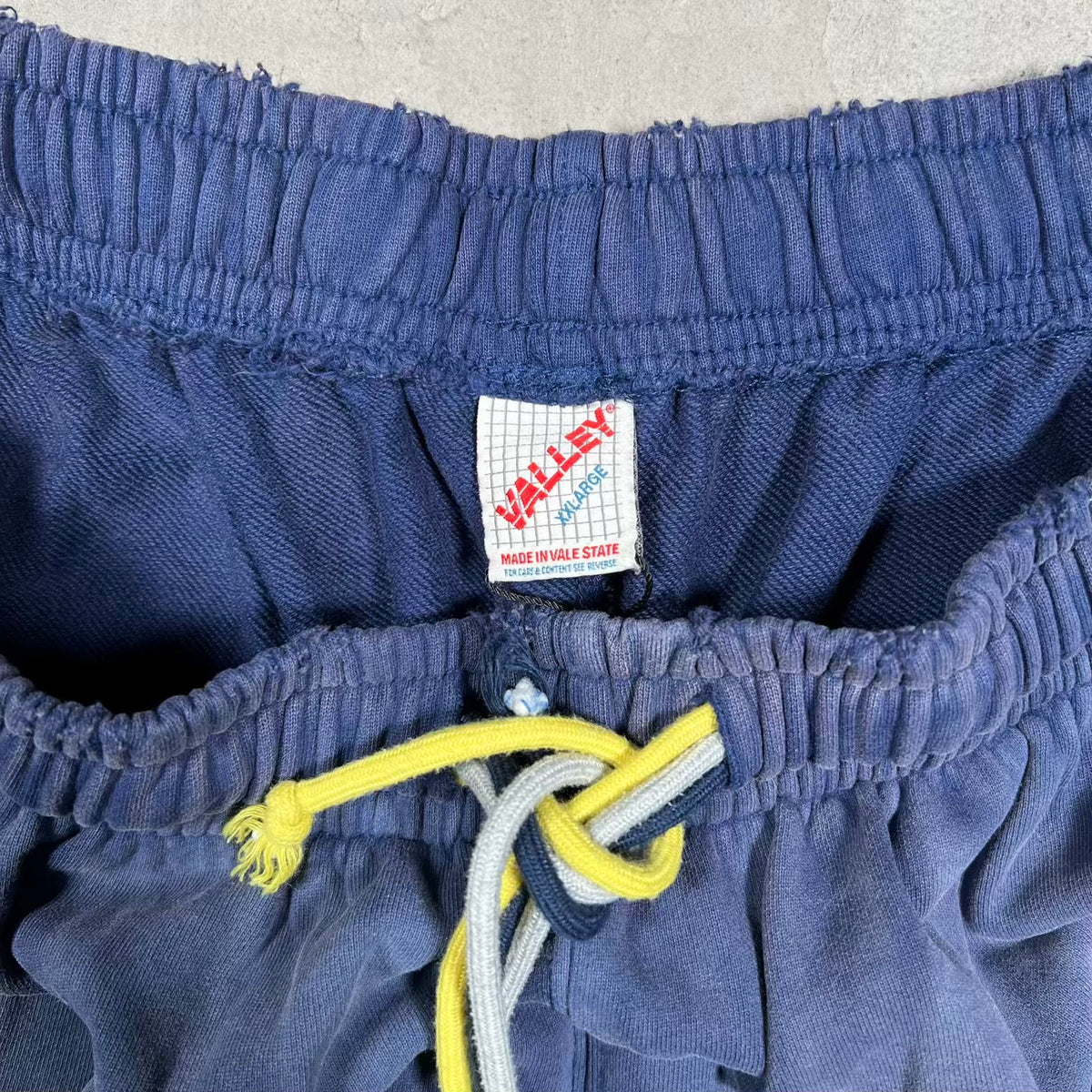 Vale Stripe 3/4 Navy/White Sweat Shorts Size XXL USED x18964