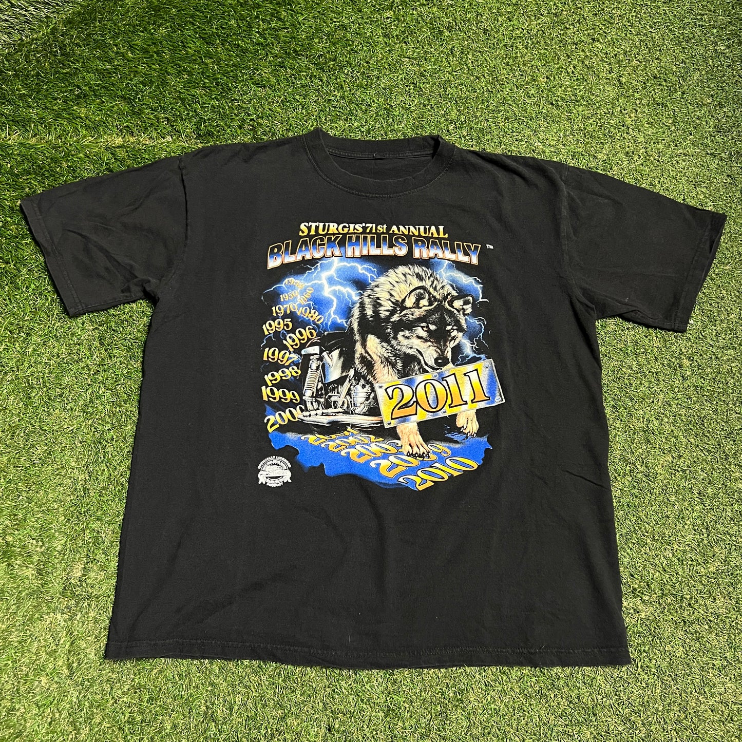 2011 Stirgis Black Hills Rally Wolf Black Tee Size XL USED v16432