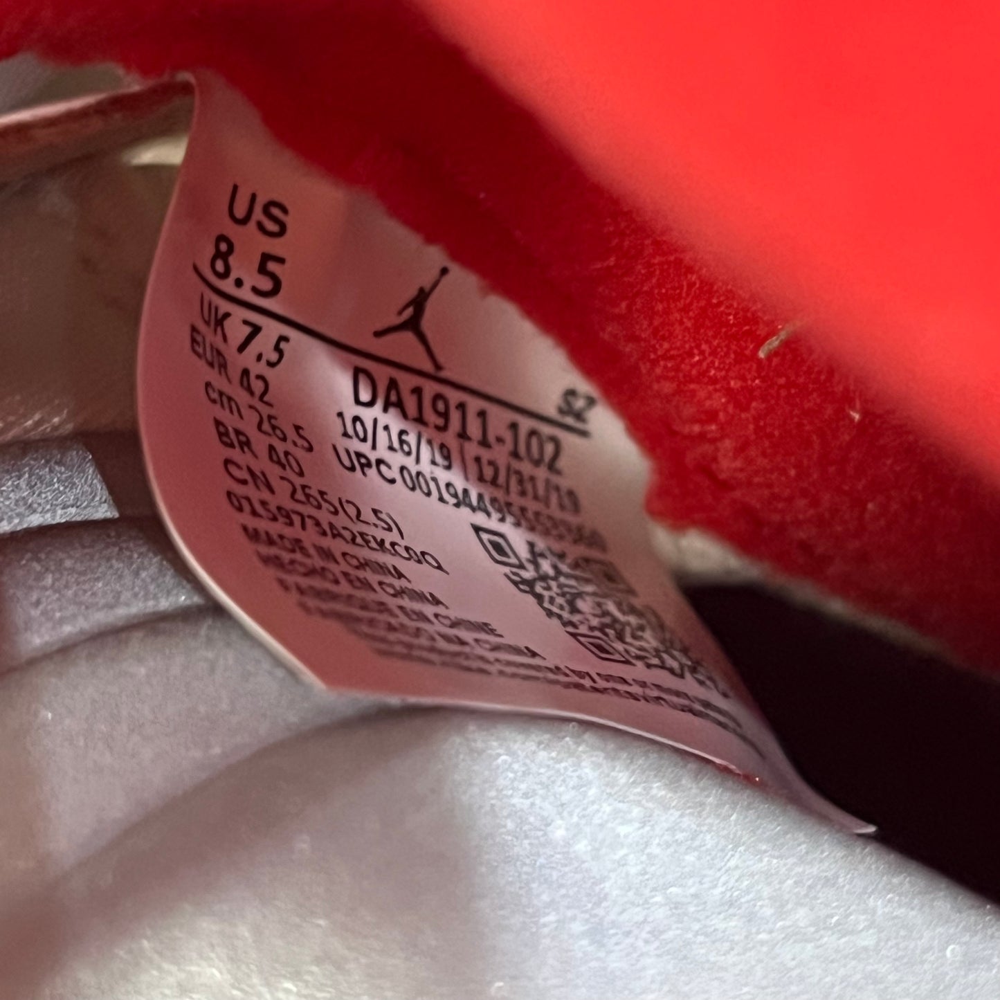 Jordan 5 Fire Red Silver Tongue (2020) Size 8.5 NEW s22479