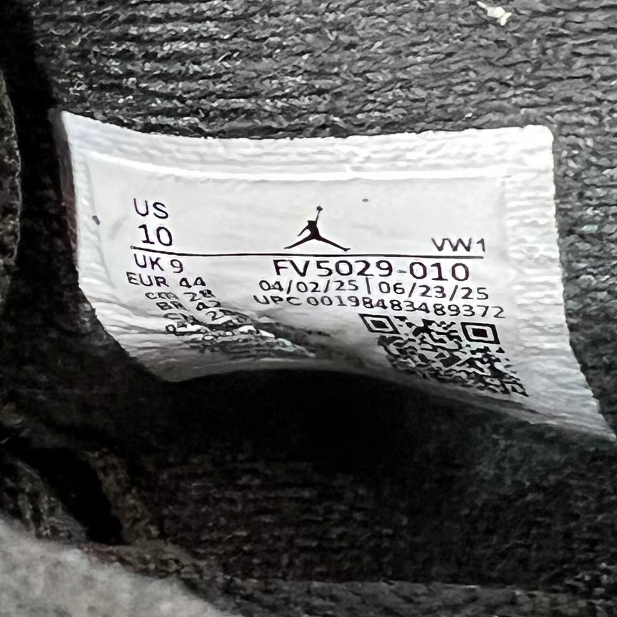 Jordan 4 Black Cat (2025) Size 10 USED s23571