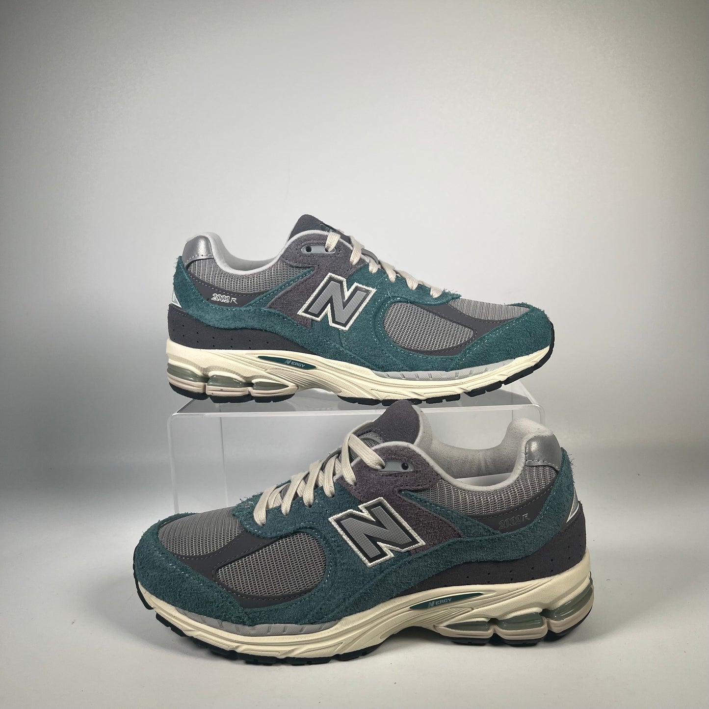 New Balance 2002R New Spruce Magnet (2024) Size 8 NEW s18514