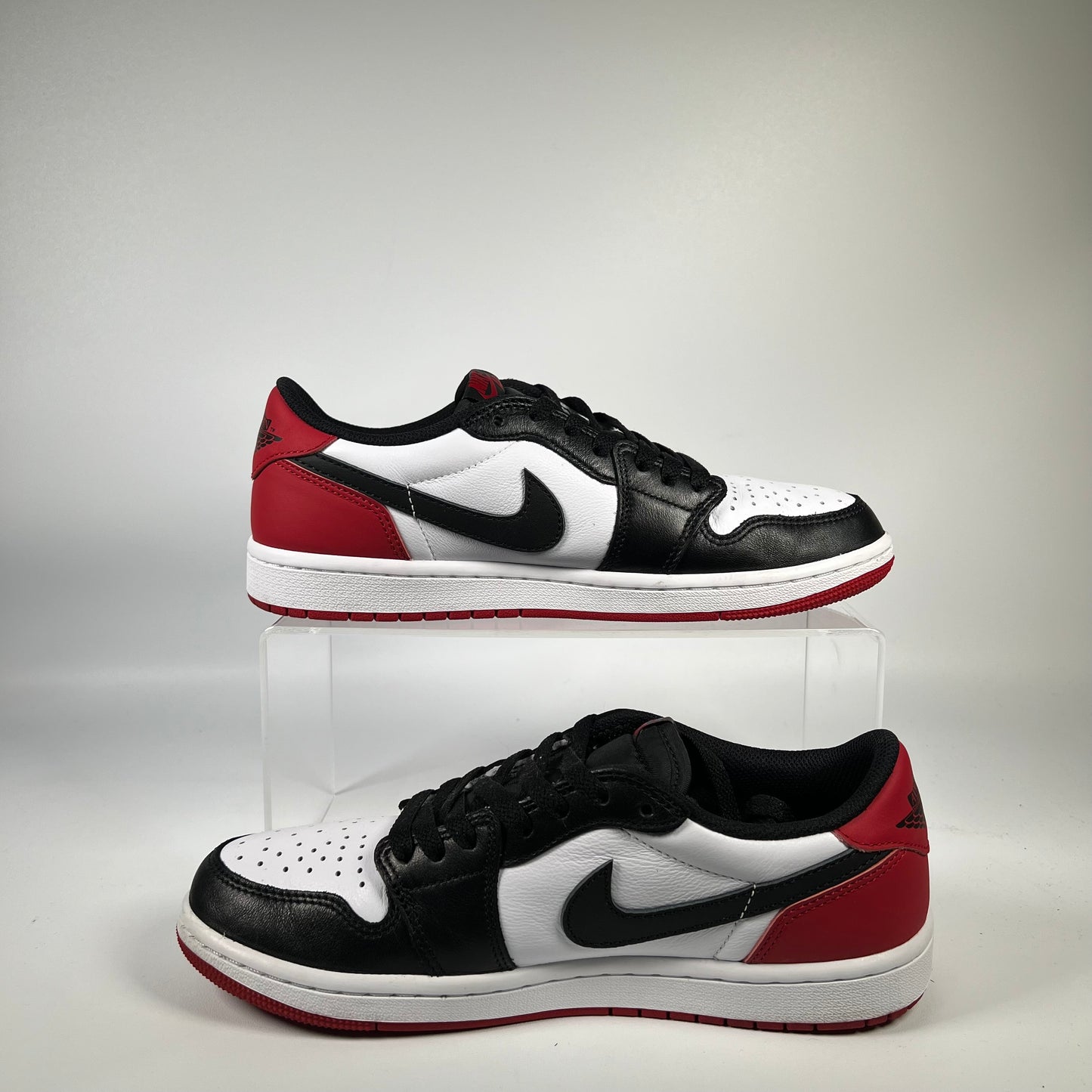 Jordan 1 Low Black Toe (2023) Size 8 USED s18804