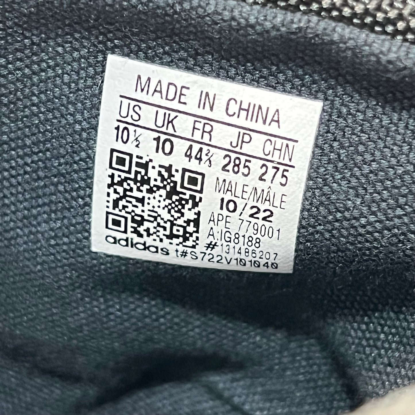 Yeezy 950 Pirate Black (2023) Size 10.5 USED s18768