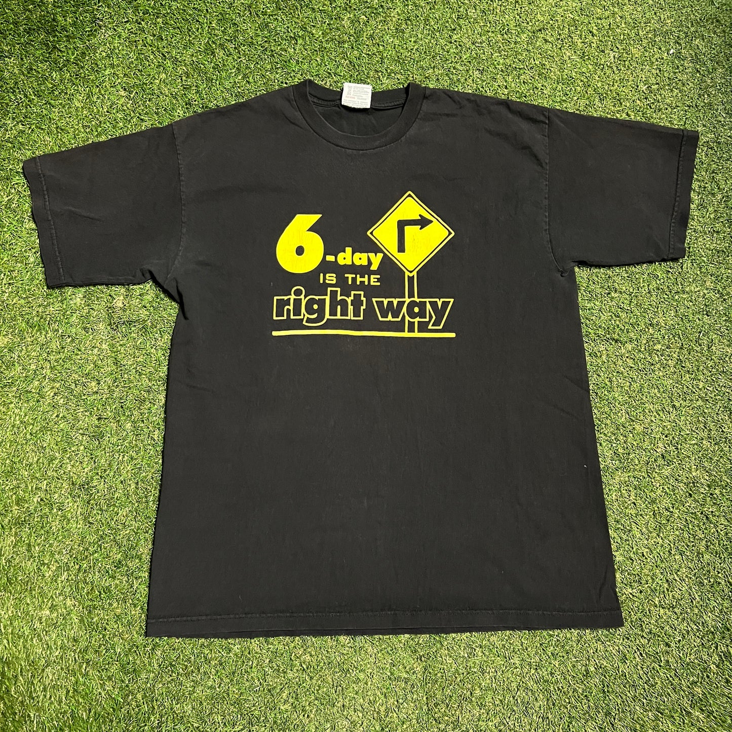 1990s "6-Day is the Right Way" Black Tee SIze XL USED v15988