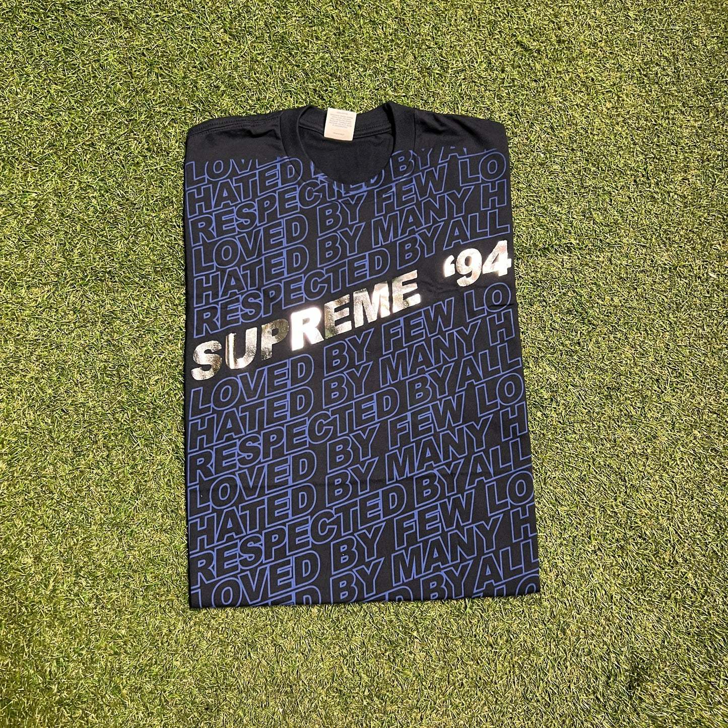 Supreme AOP Respected Navy Tee Size Medium NEW x13648