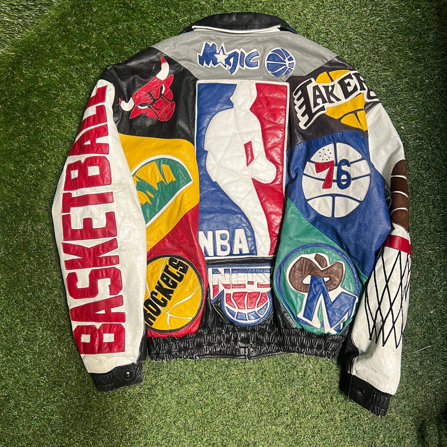 NBA Team Logo Leather Jacket Size XL USED v16411