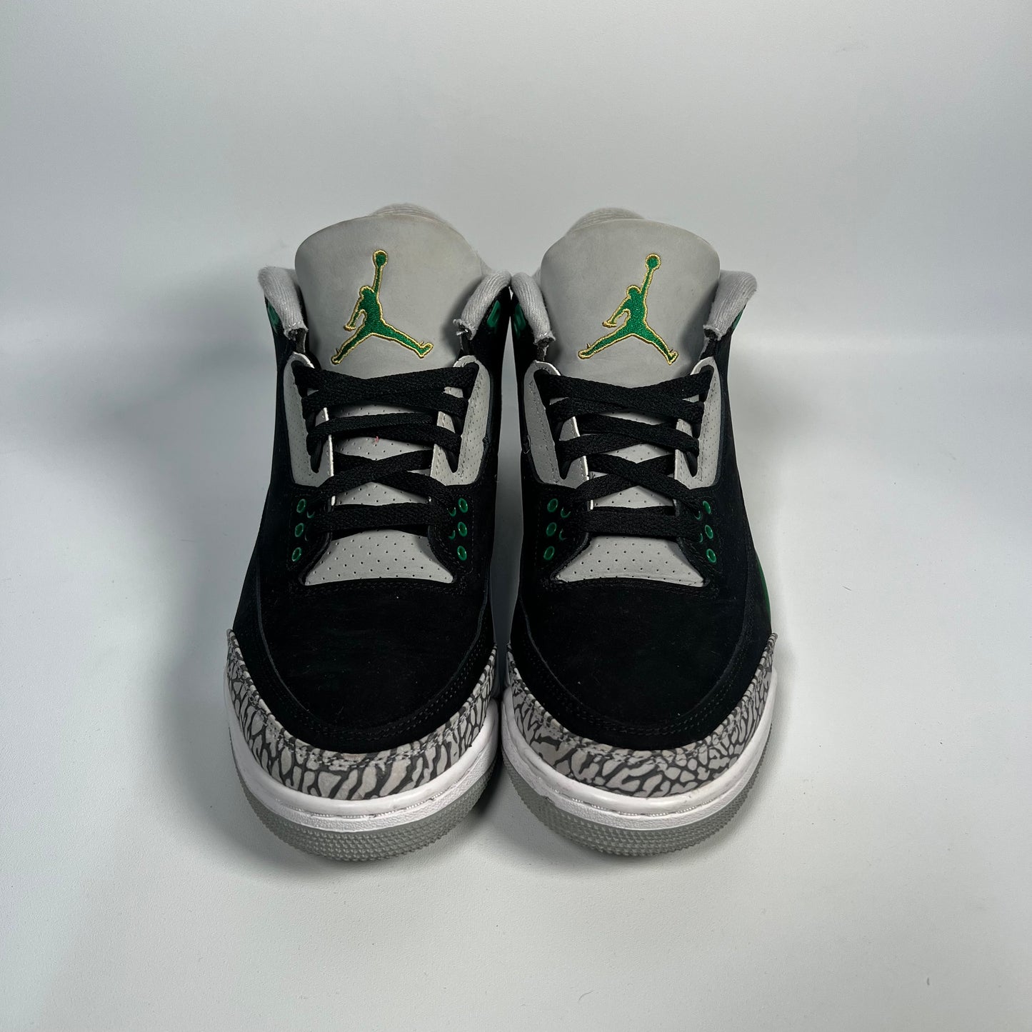 Jordan 3 Pine Green (2021) Size 8 USED s17610
