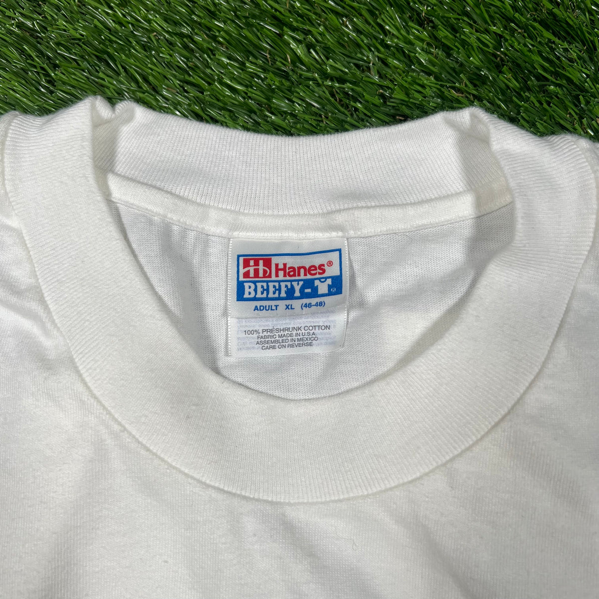 1990s Rockefeller Plaza Experience White Tee Size XL USED v17316