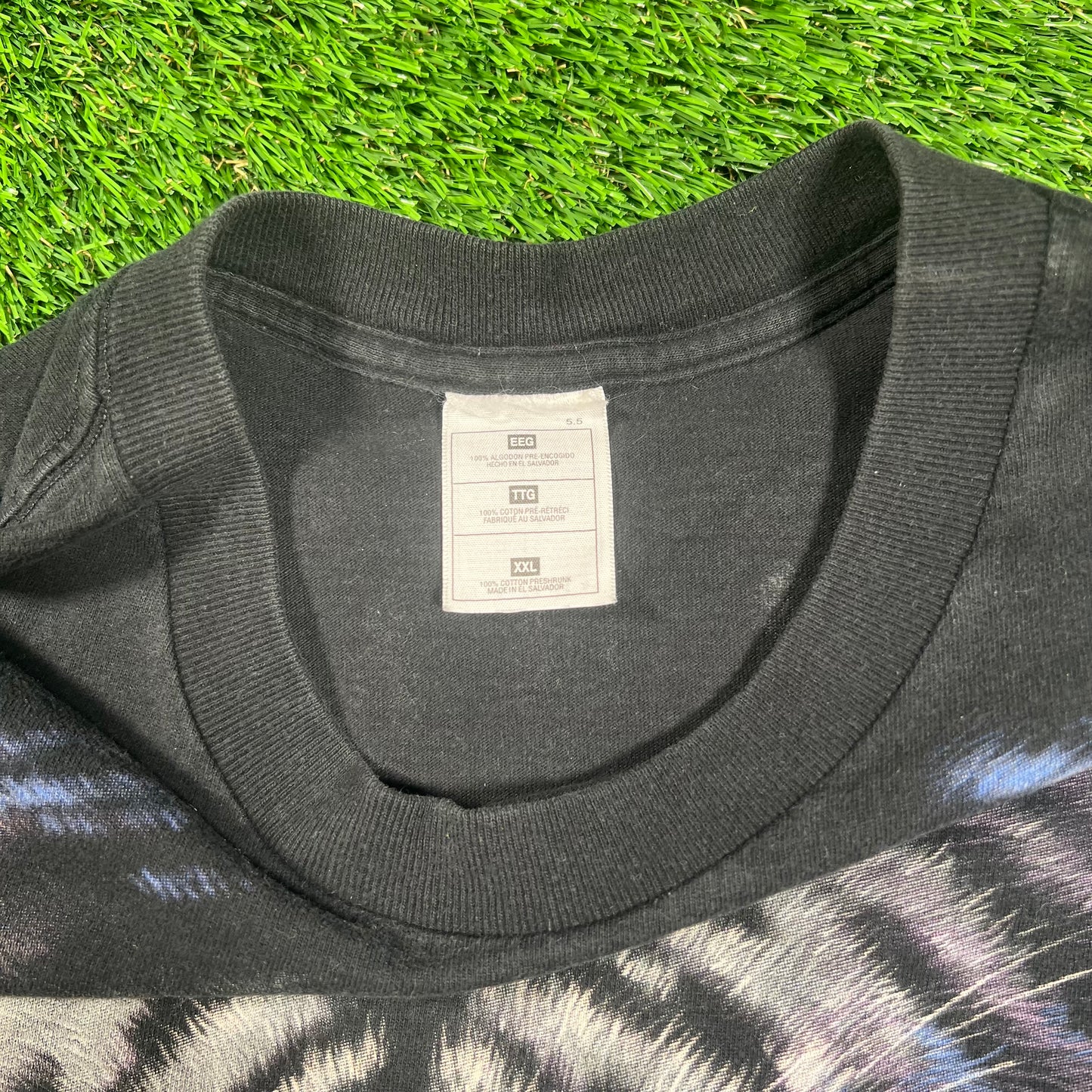 1990s White Bengal Tiger Nature Tee Black Size XXL USED v18462