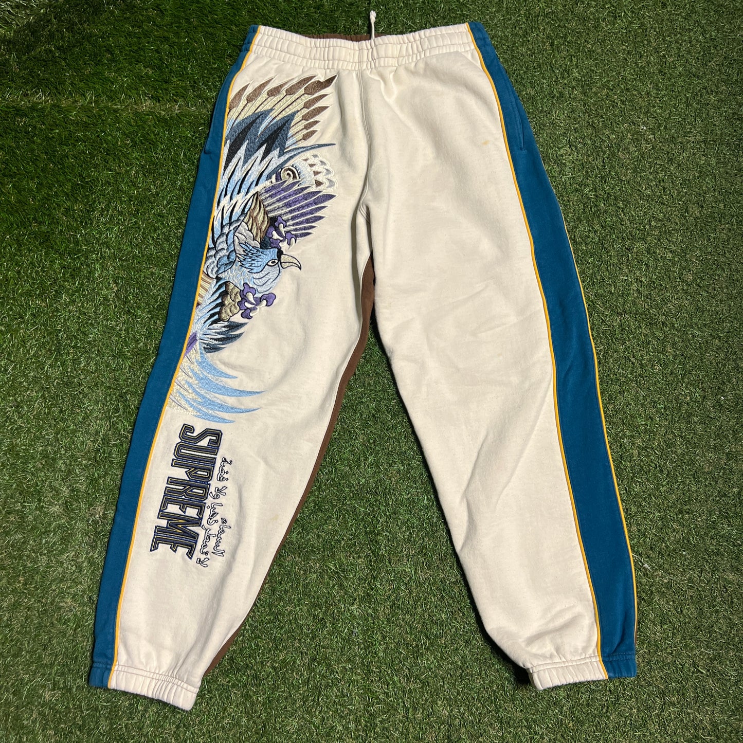 Supreme Falcon Natrual/Blue Sweatpants Size Small USED x13712