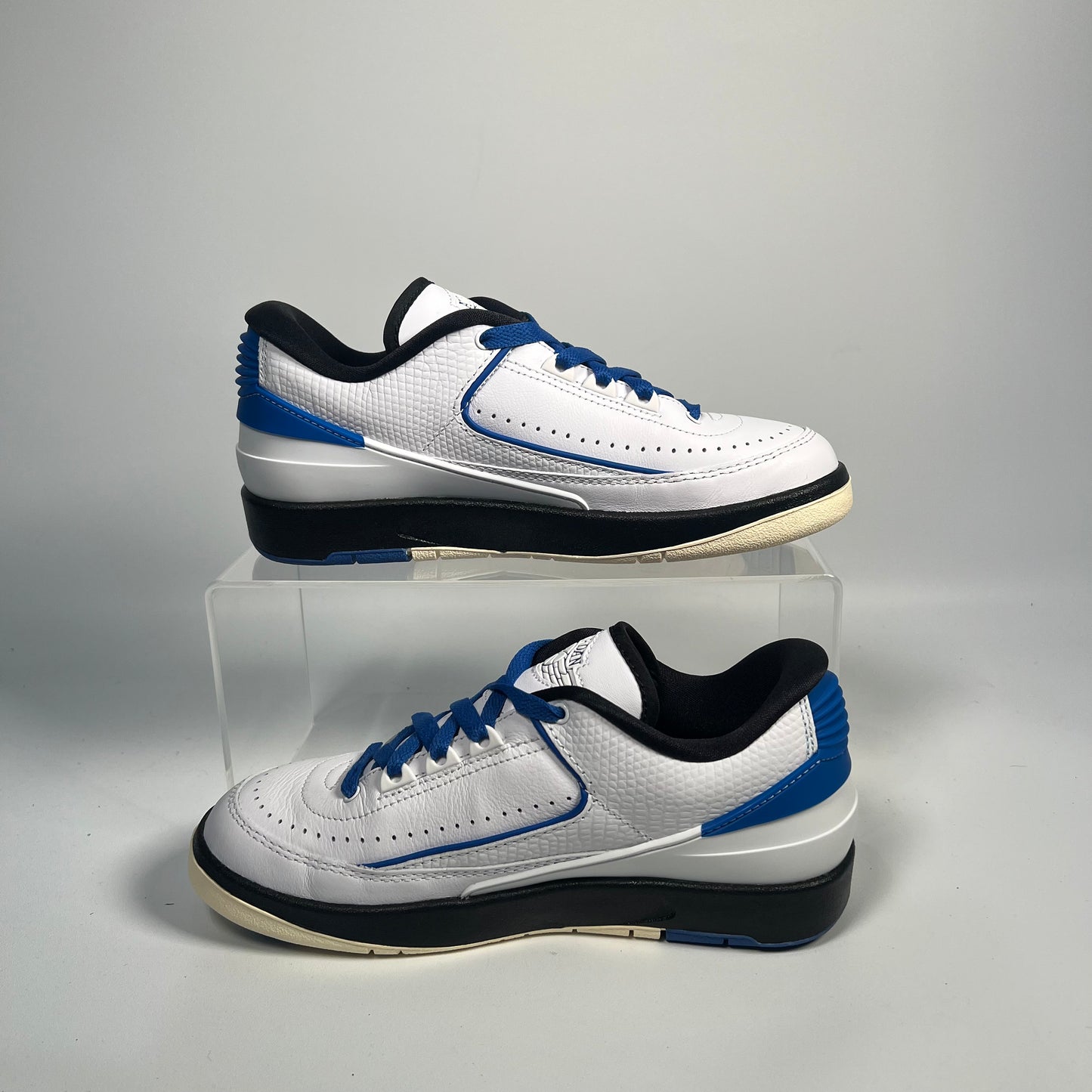 Jordan 2 Low Varsity Royal (2023) Size 5M/6.5W USED S17628