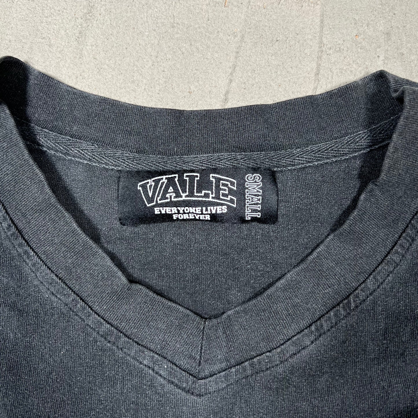 Vale Valley Club Layered Soccer Longsleeve Size Small USED x18084