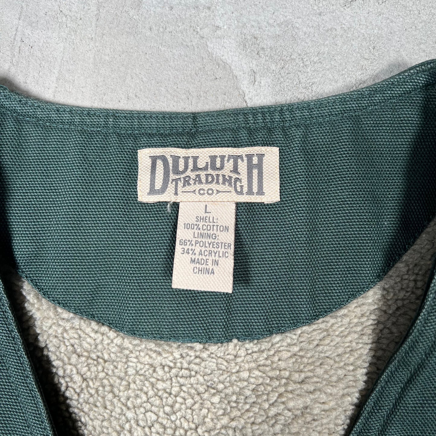 Duluth Trading Co Green Pocketed Fleece Lined Vest Size Large USED v19906