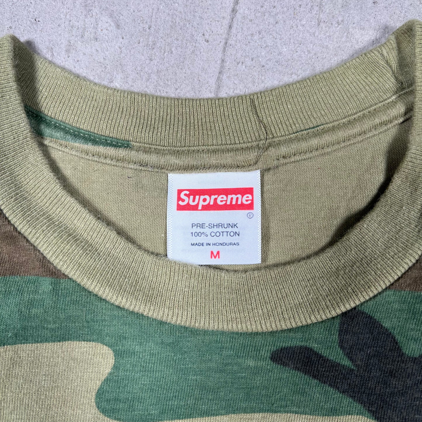 Supreme Arabic Box Logo Camo Tee Size Medium USED x18128