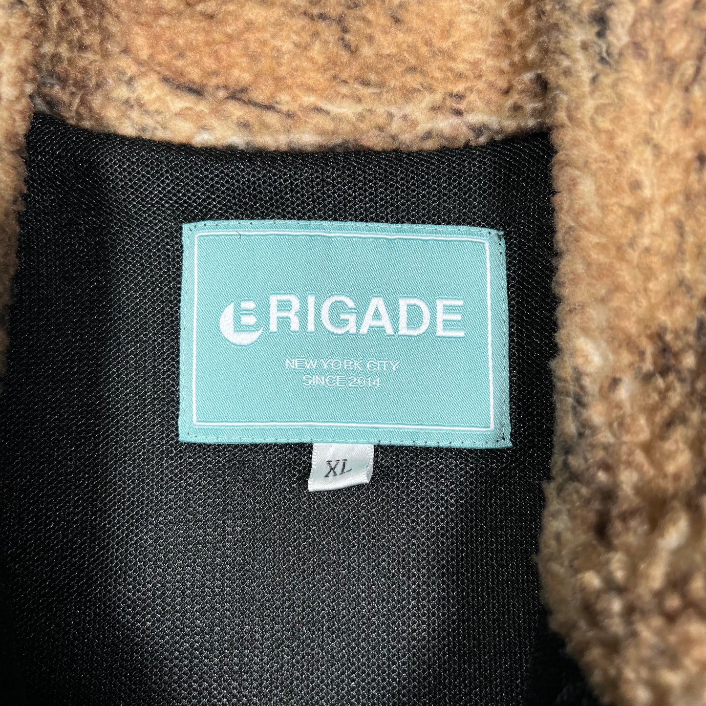 Brigade Trompe Loeil Photographic Sherpa Fleece Zip Up Jacket Size XL USED x18110