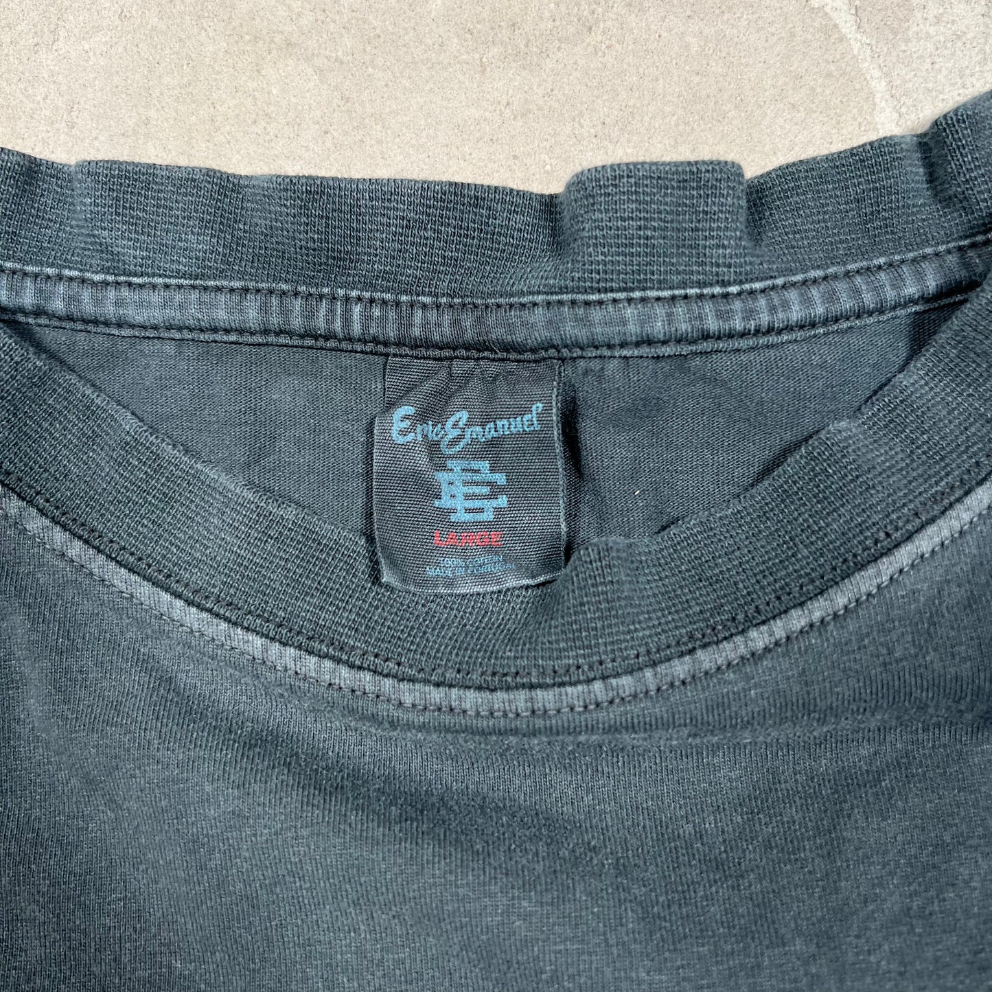 Eric Emanuel EE Houston Basketball Black Tee Size Large USED x18211
