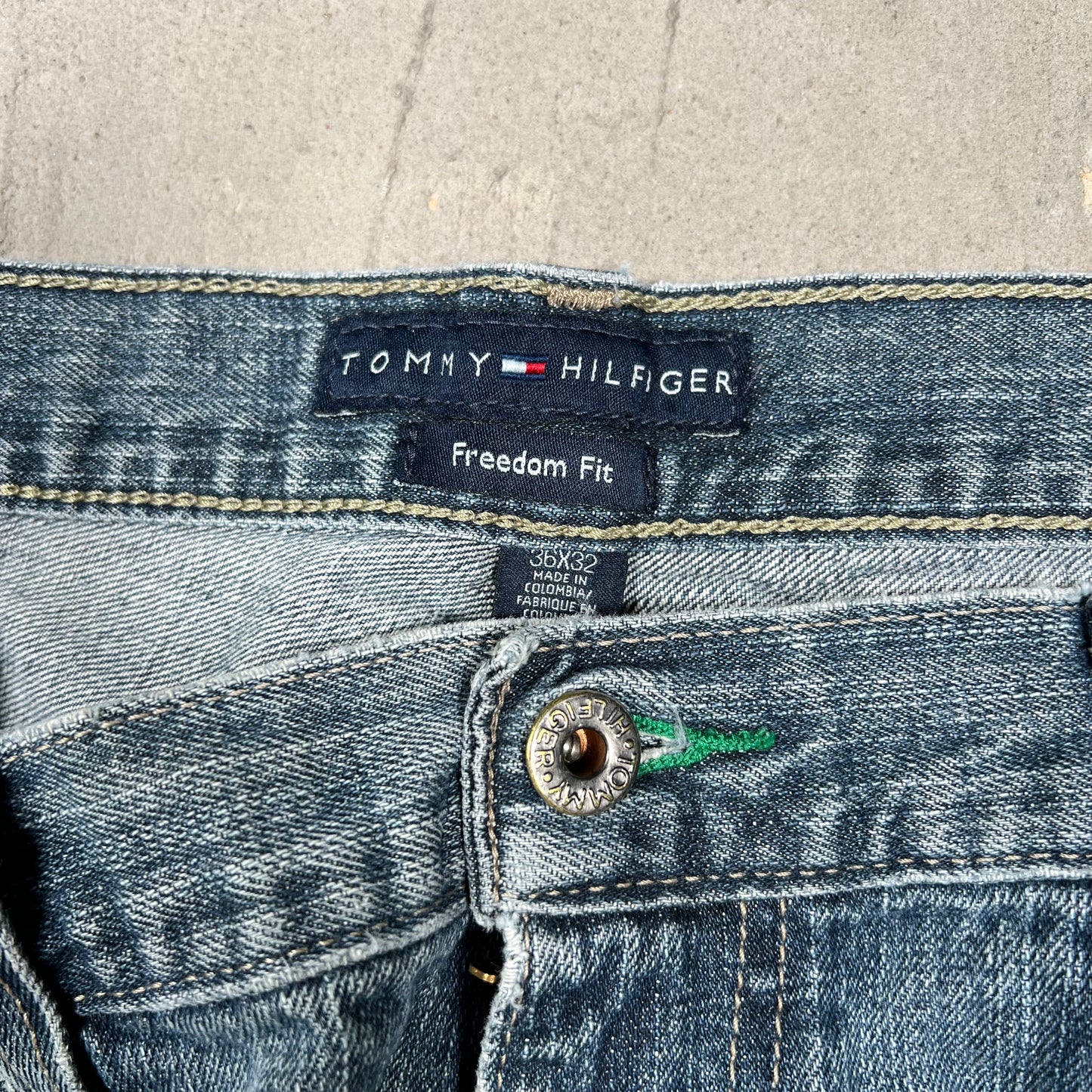 Y2K Tommy Hilfiger Blue Jeans Size 36 USED v19936
