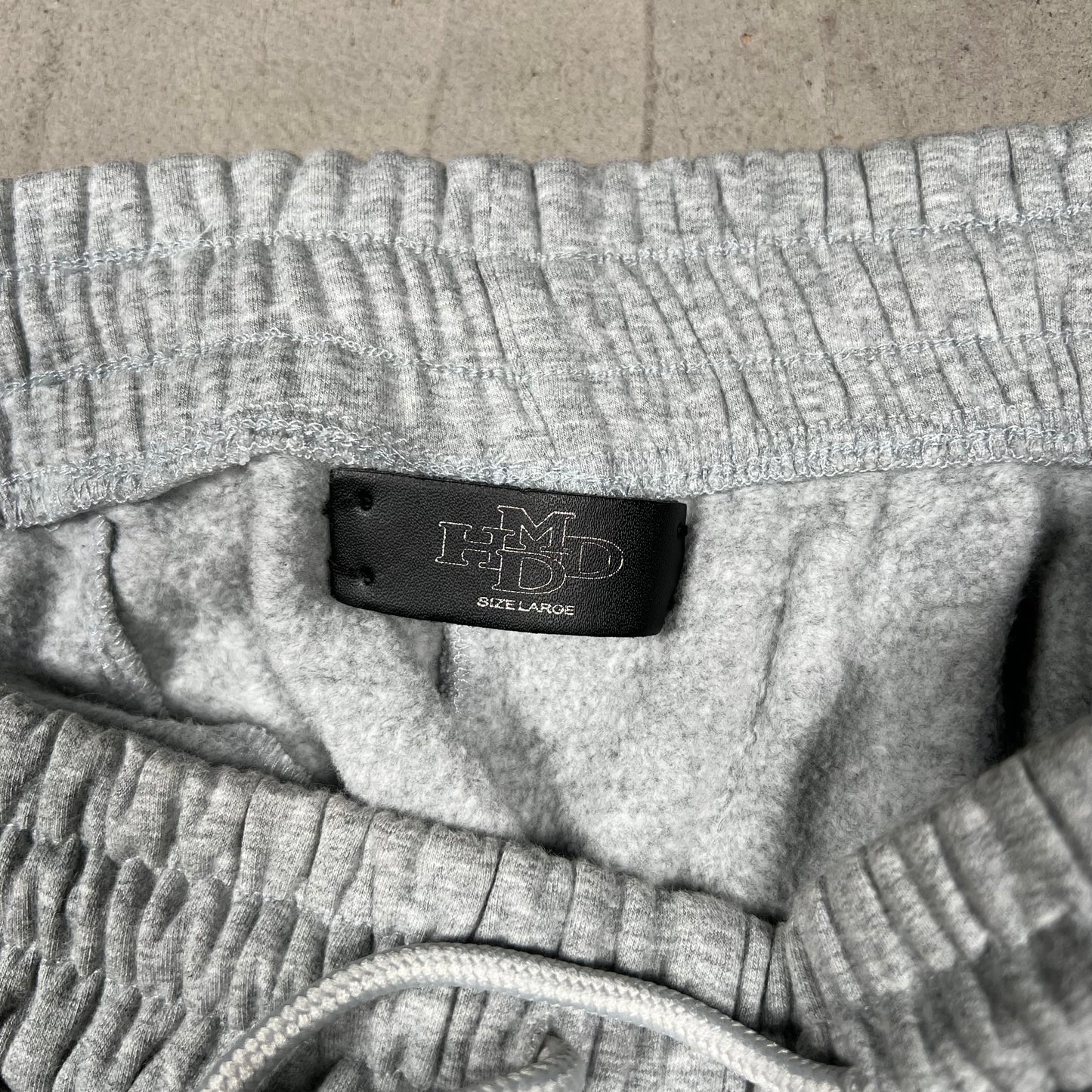 HMDD Grey Striped Sweatpants Size Large USED x18314