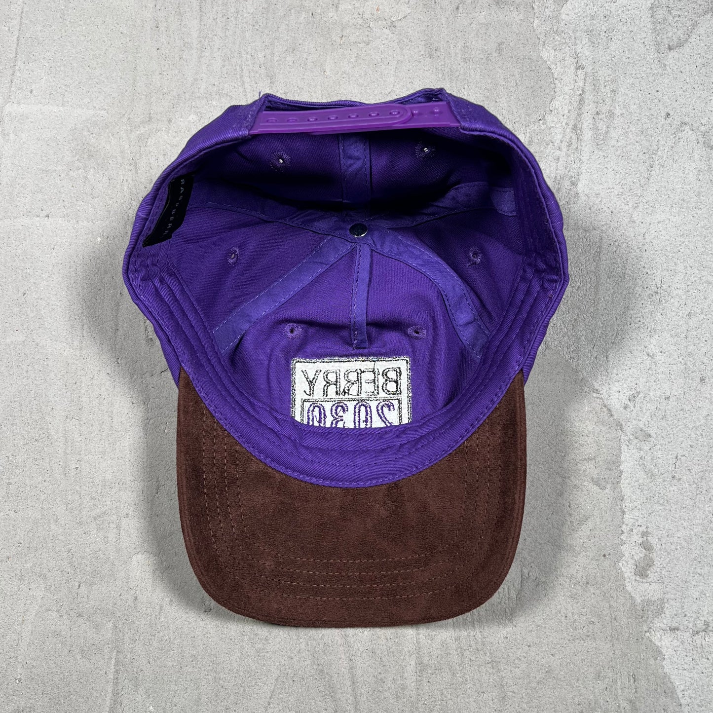 GV Gallery Berry 2030 Future Purple Hat NEW x18323