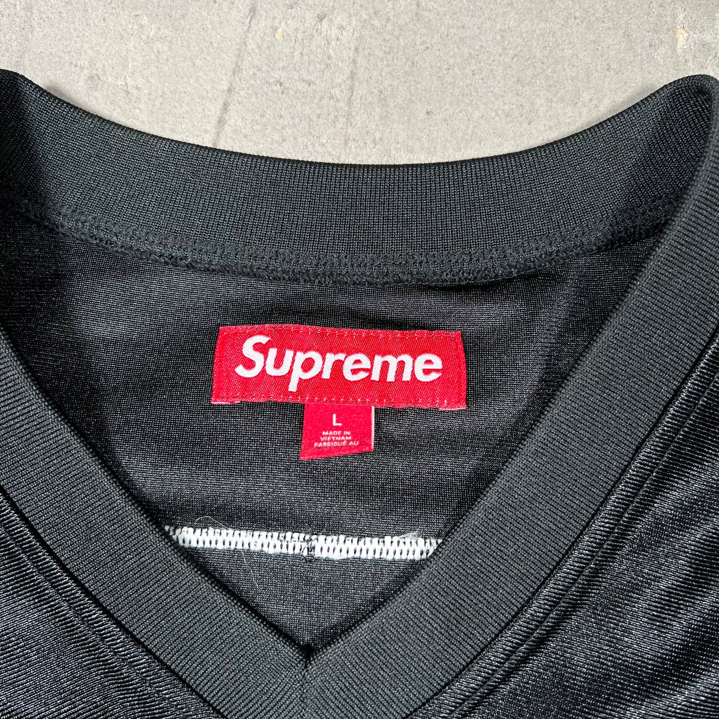 Supreme Breast Cancer Awareness Jersey Black (2025) Size Large USED x18349