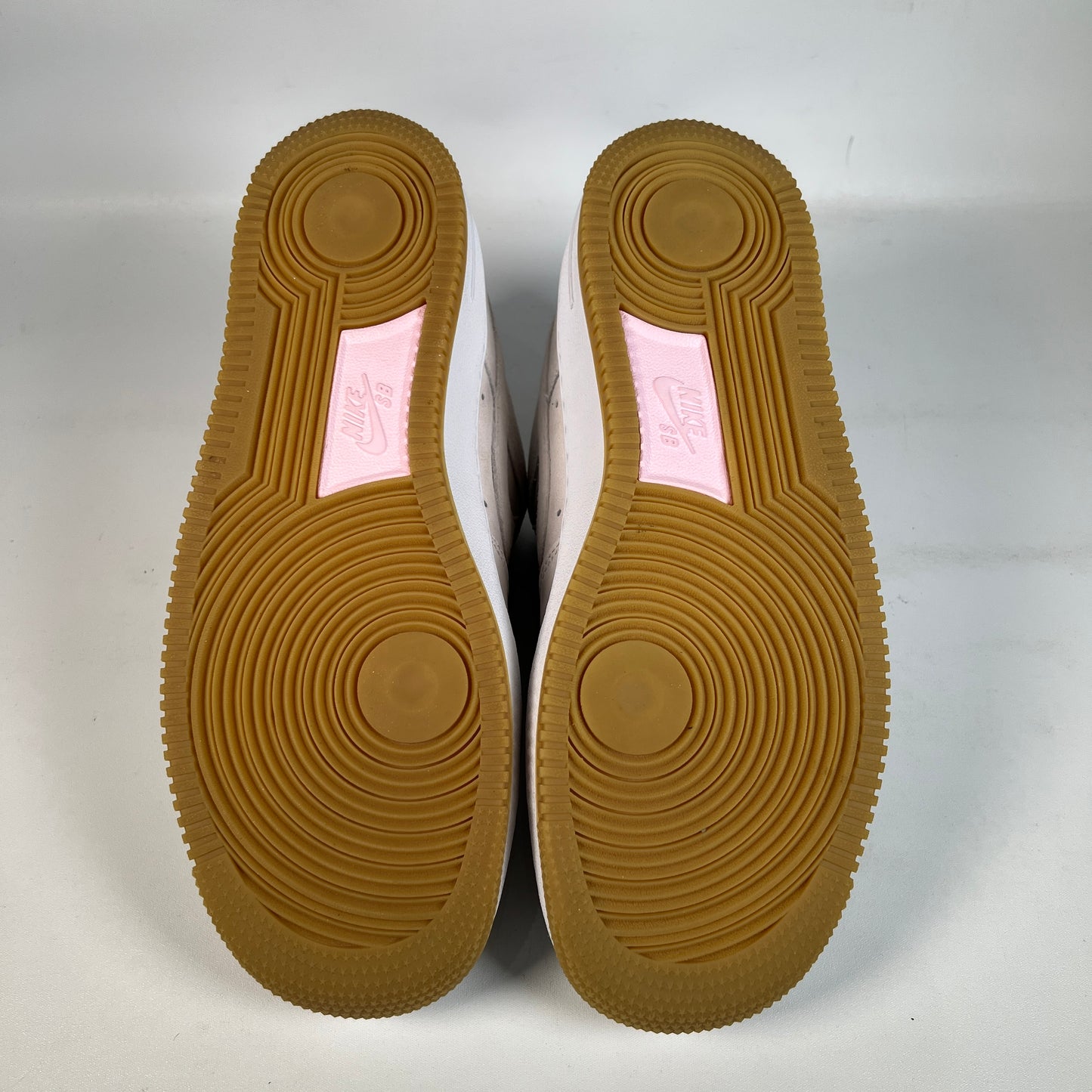 Nike SB Air Force 1 Light Orewood Brown Pink (2026) Size 9.5 USED s22700