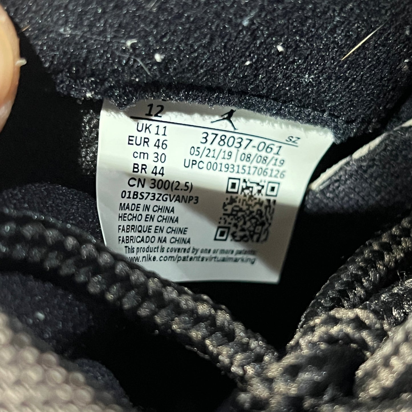 Jordan 11 Bred Playoff (2019) Size 12 USED s22925