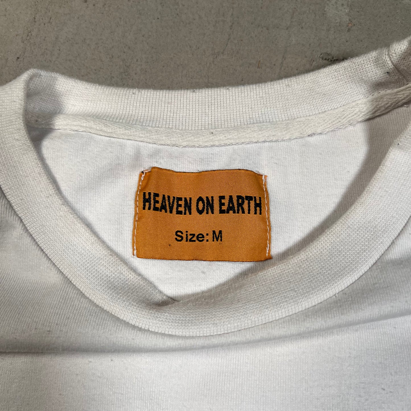 Heavon on Earth IPray White Tee Size Medium USED x17761