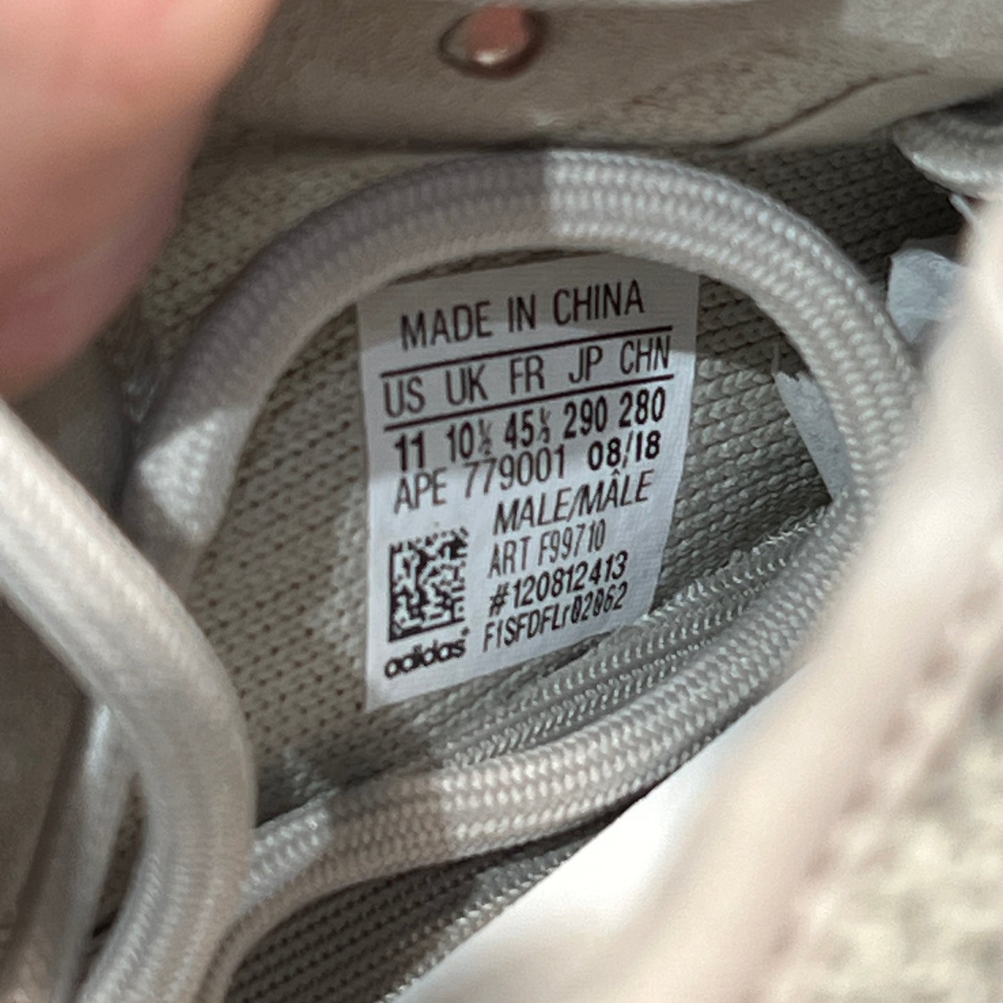Yeezy 350 Sesame (2018) Size 11 USED s23154