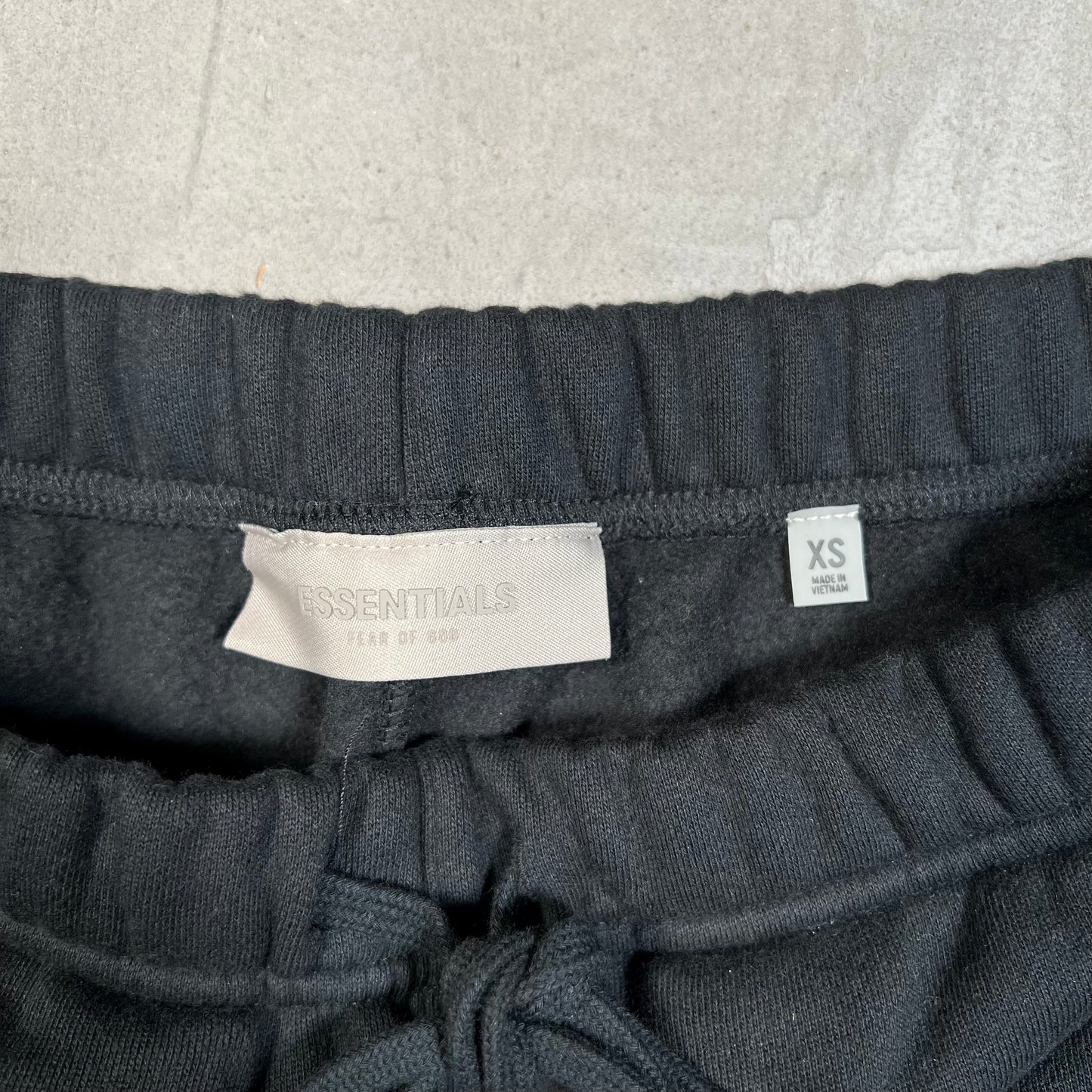 Essentails Fear Of God Black Shorts Size XS USED x17804